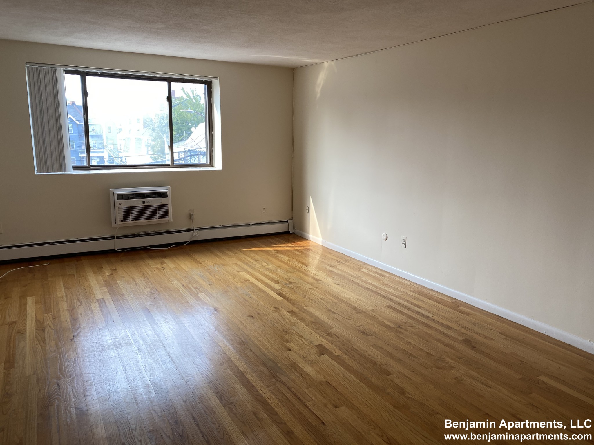 26 Allston St, Allston