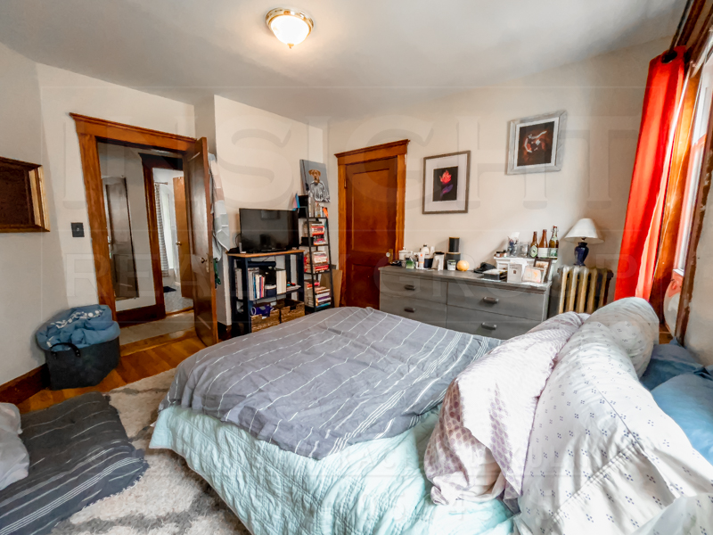 26 Saint Rose St, Jamaica Plain