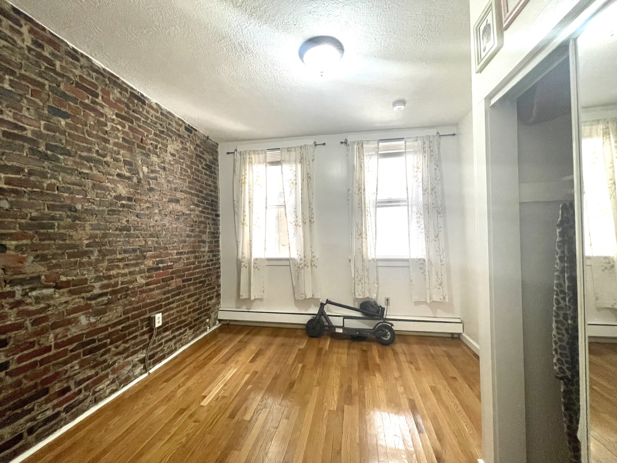 15 Garden St, Beacon Hill