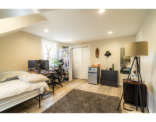 73 Thorndike St, Kendall Square