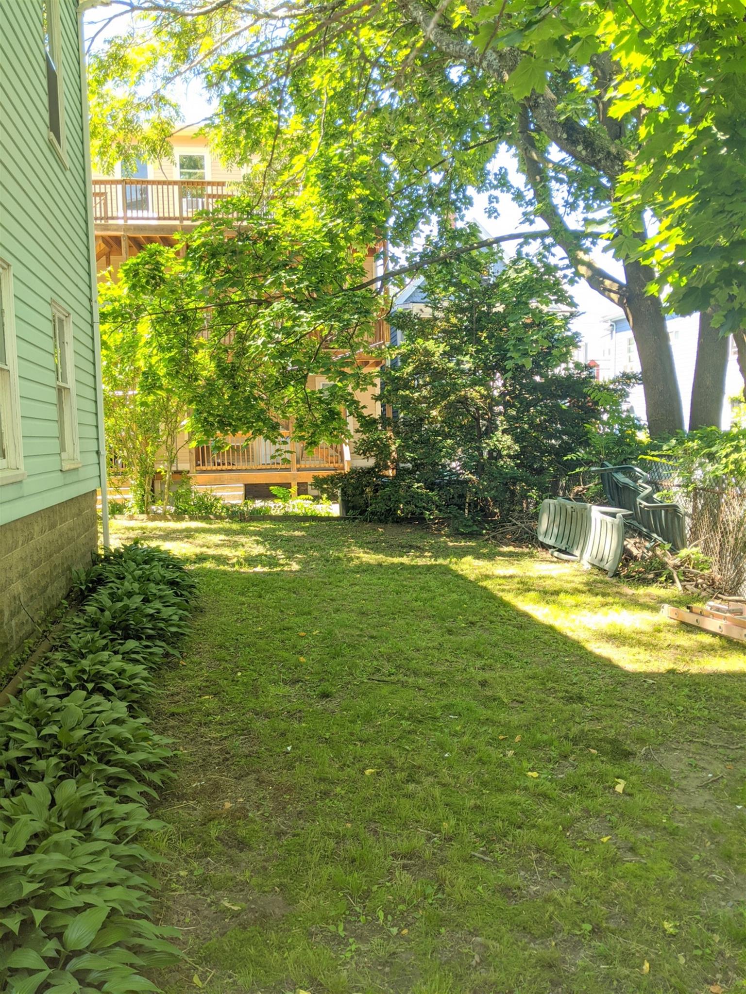 64 Linden Ave, Porter Square