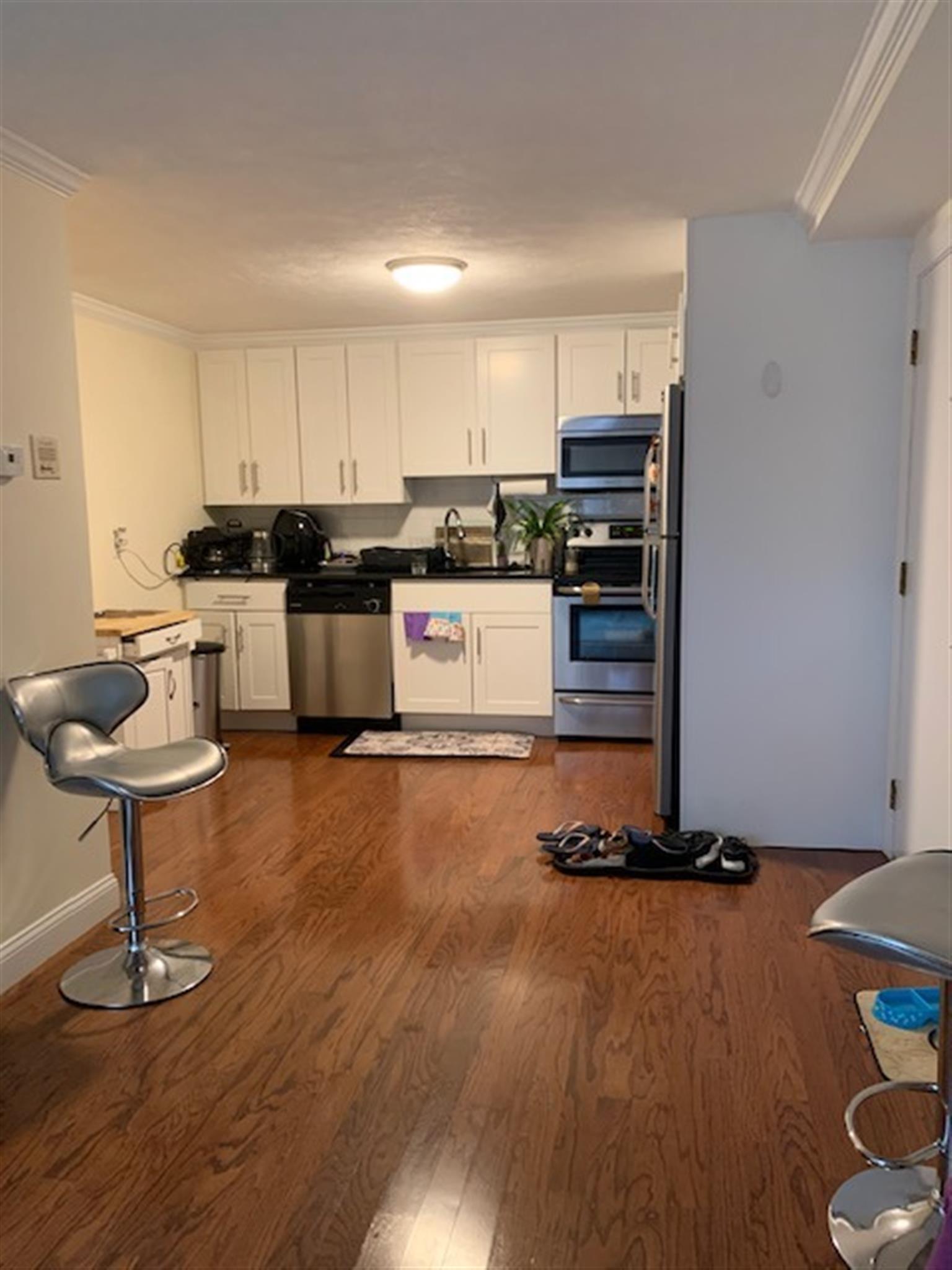 6 Blair Pl, North Cambridge