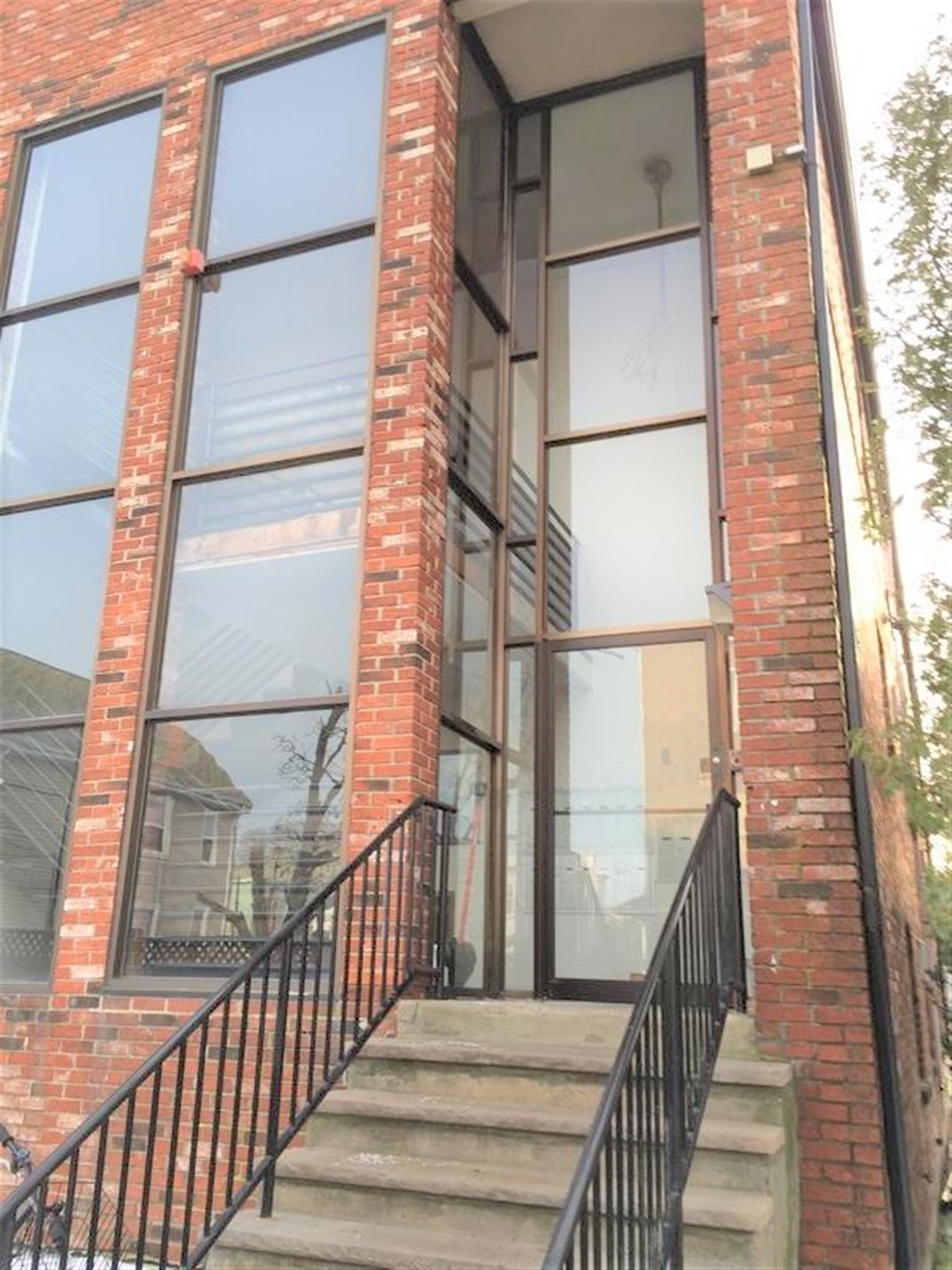 10 Roberts St, Magoun Square