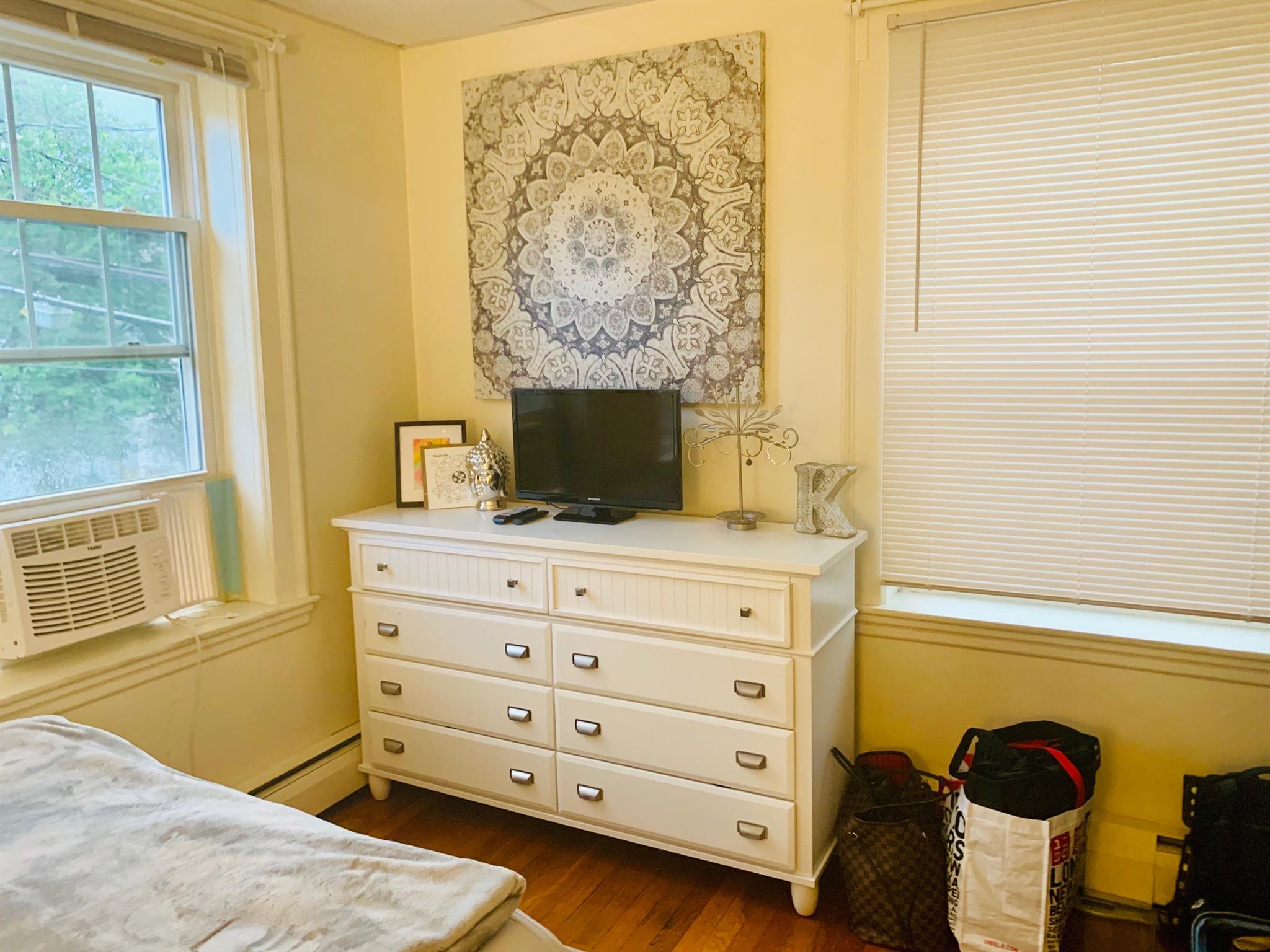 36 College Ave, Davis Square