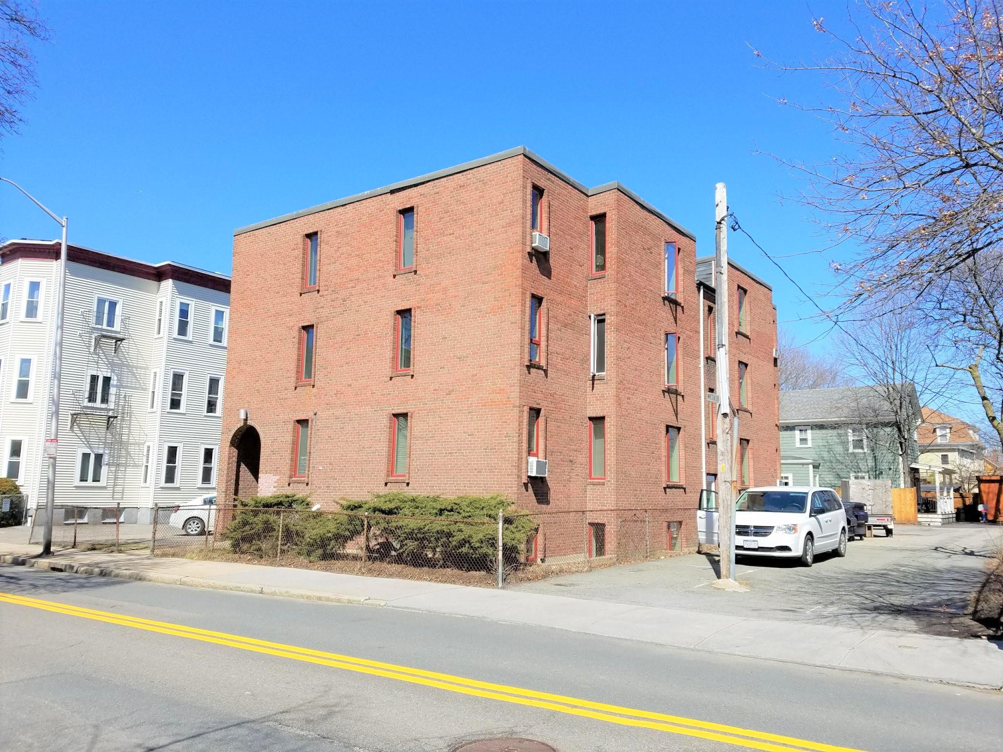 524 Putnam Ave, Cambridgeport