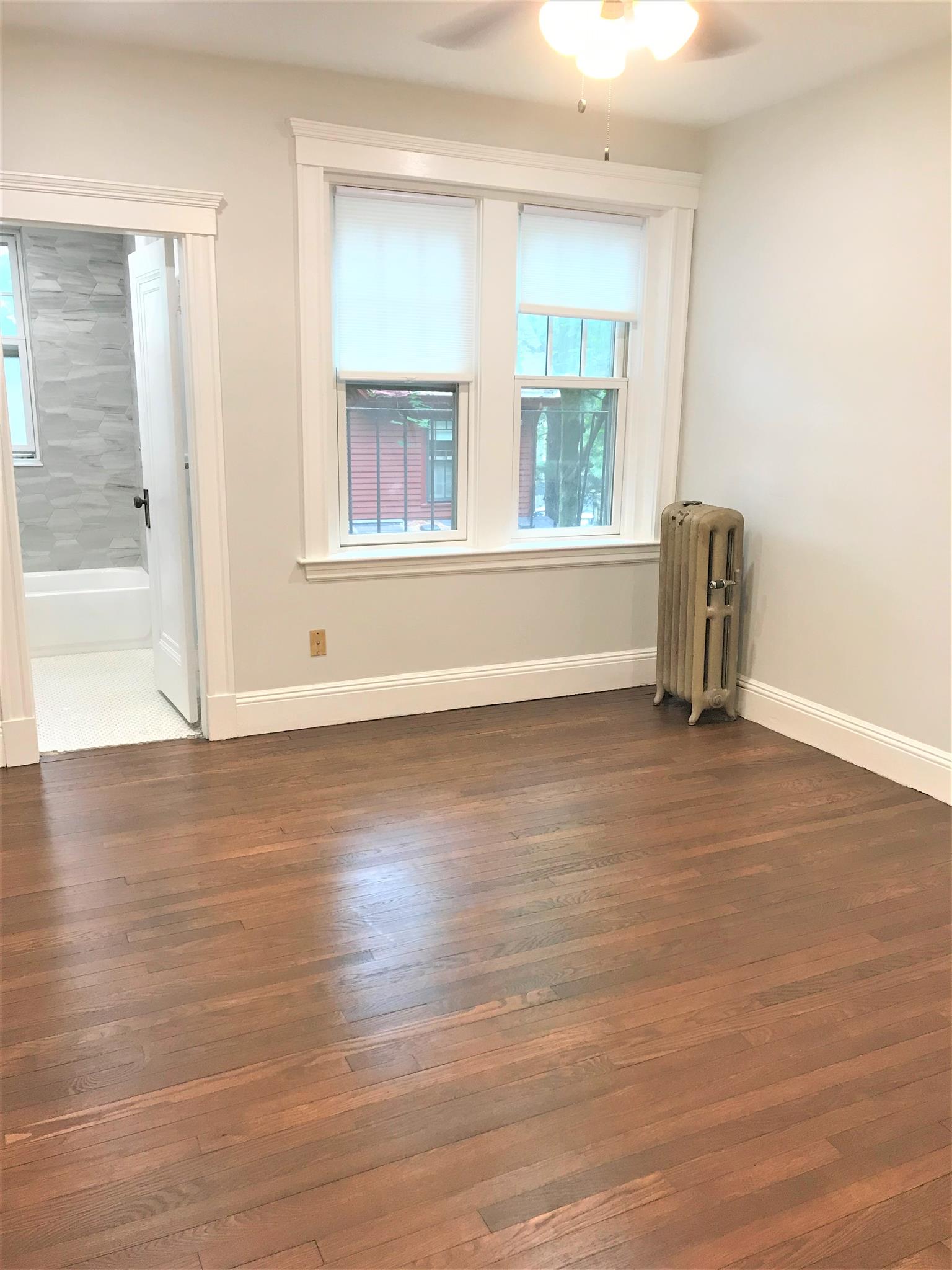 1699 Cambridge St, Harvard Square