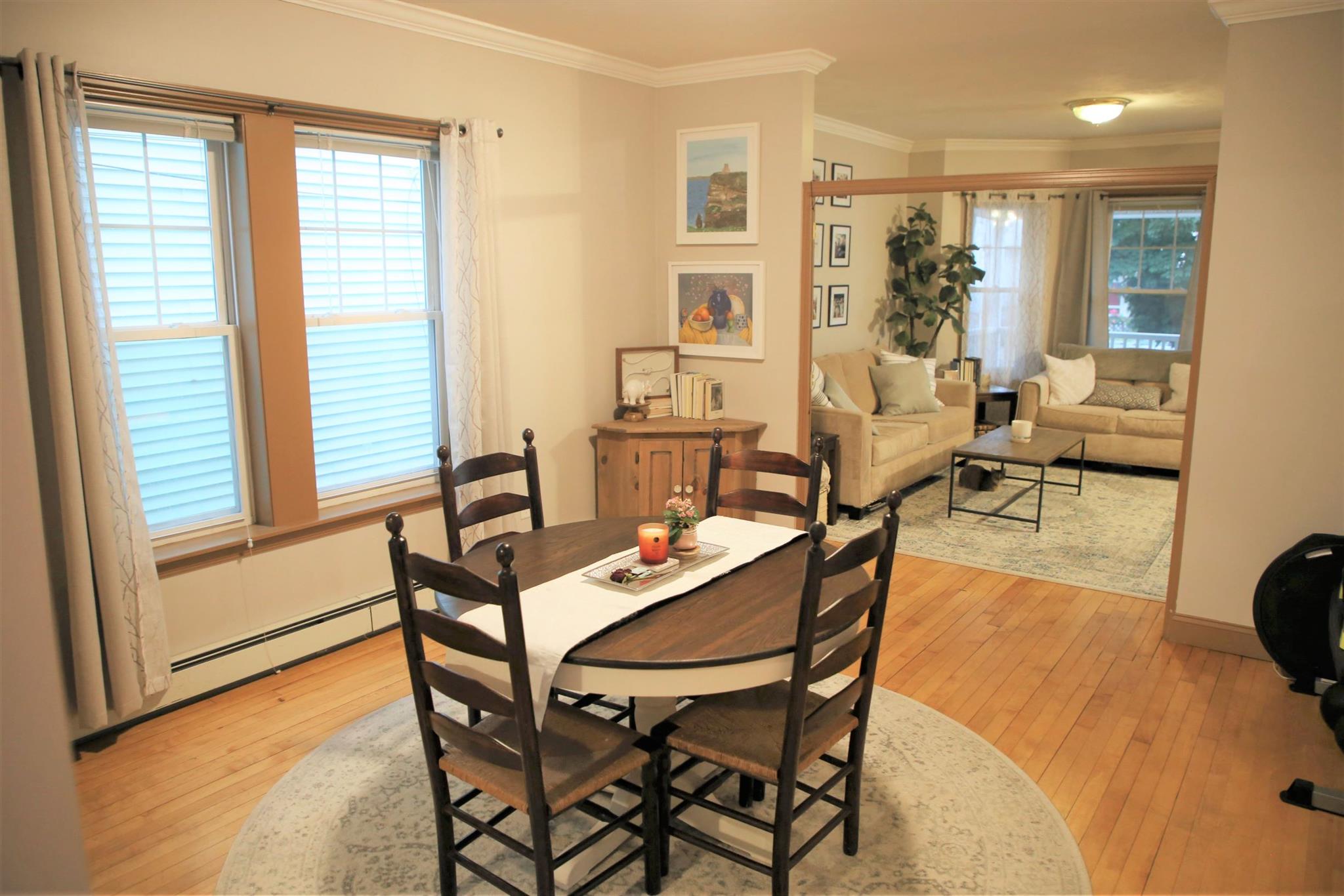 590 Main St, South Medford