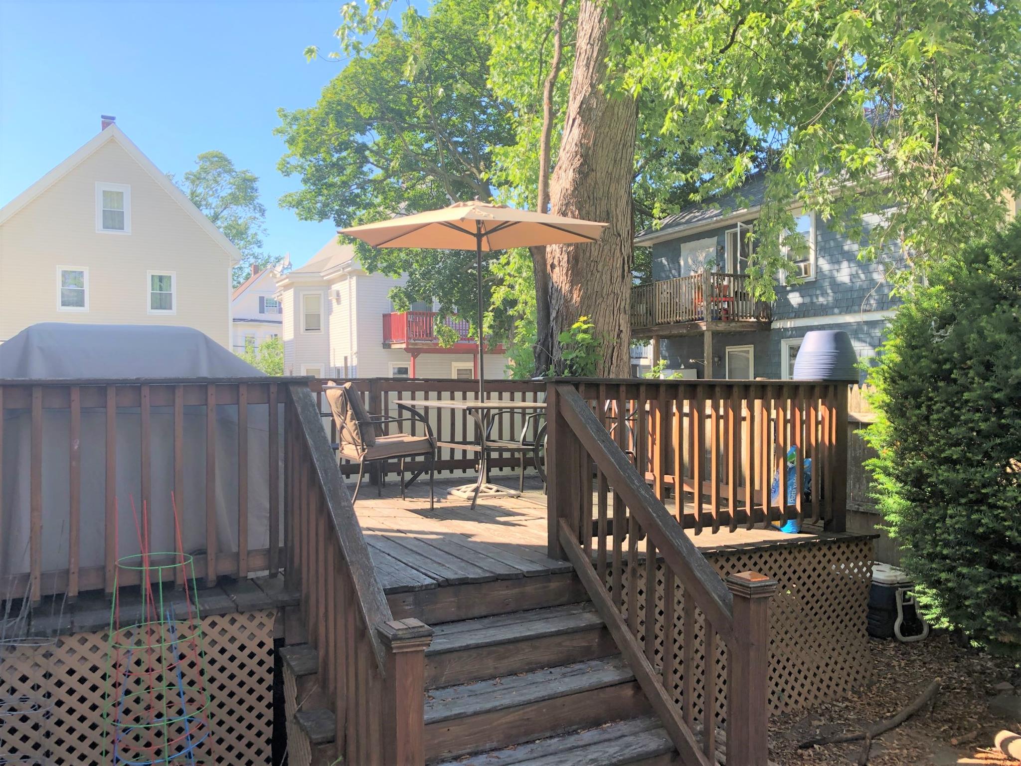 12 Sumner Ave, Medford