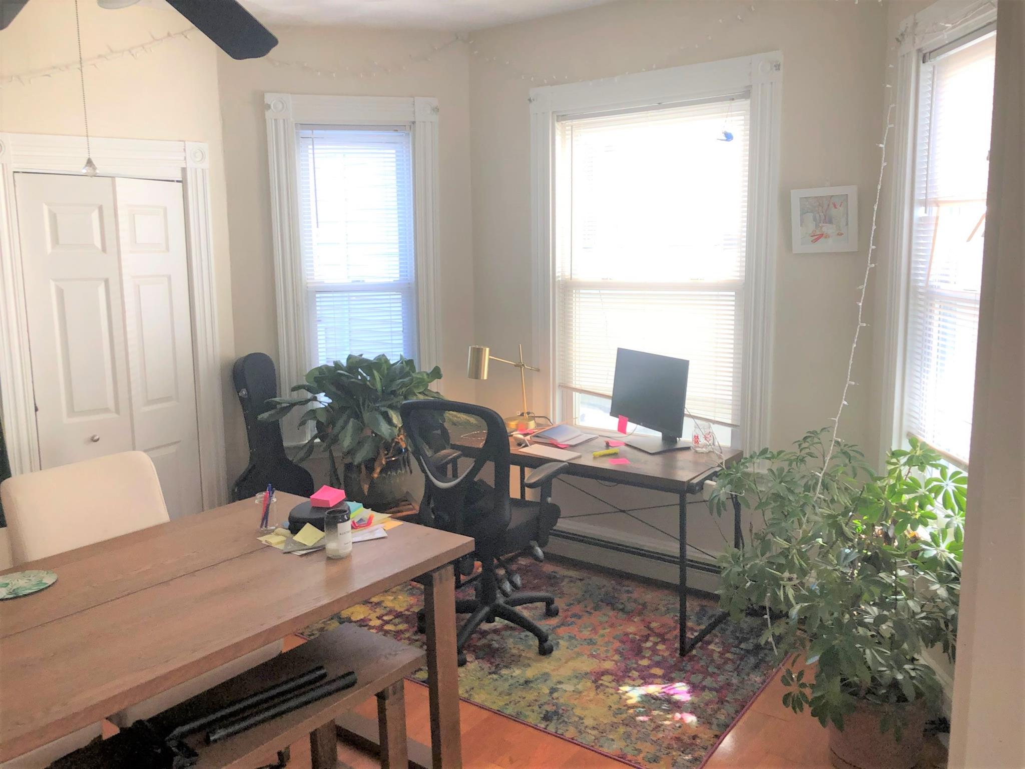 12 Sumner Ave, Medford