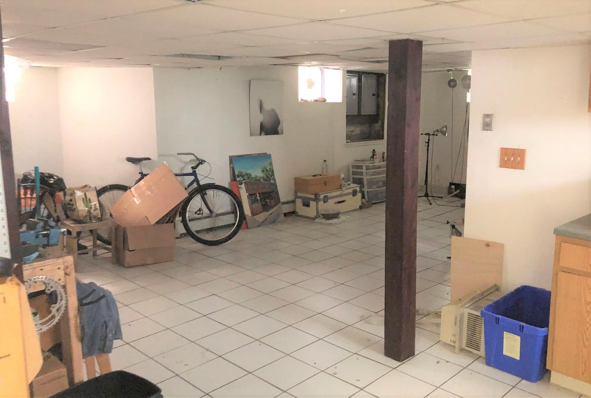 12 Sumner Ave, Medford