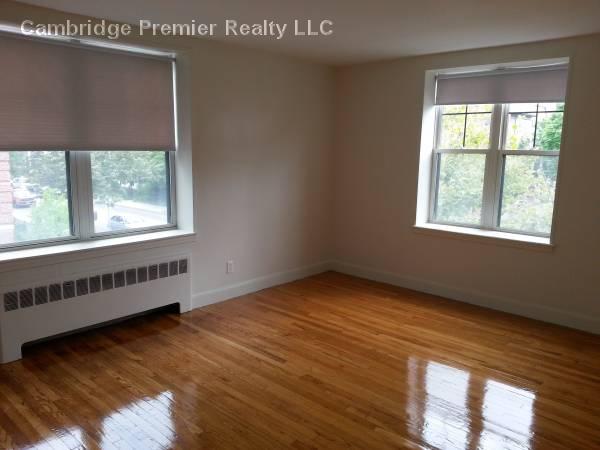 262 Harvard St, Mid Cambridge