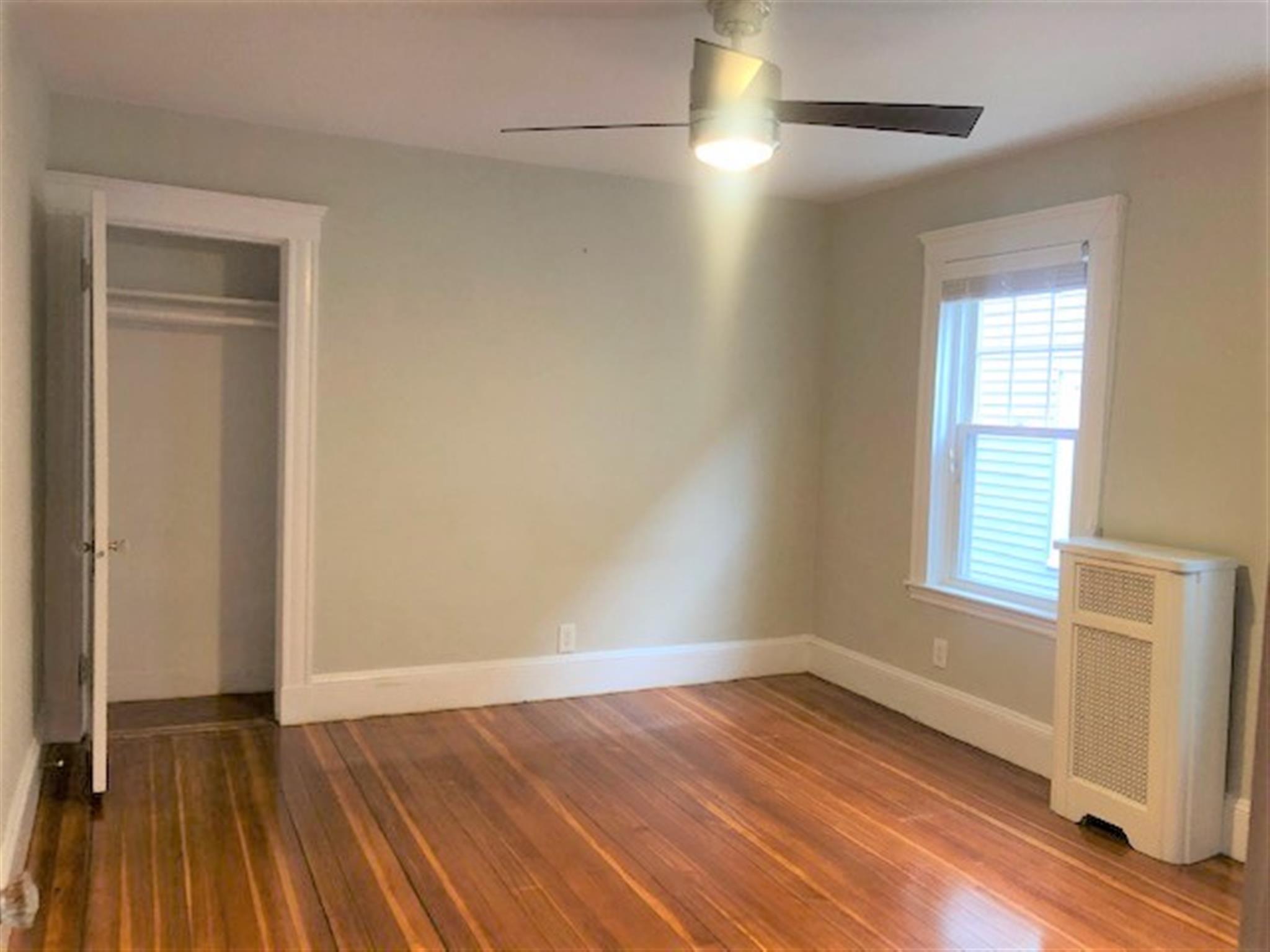 54 Hamilton St, Medford