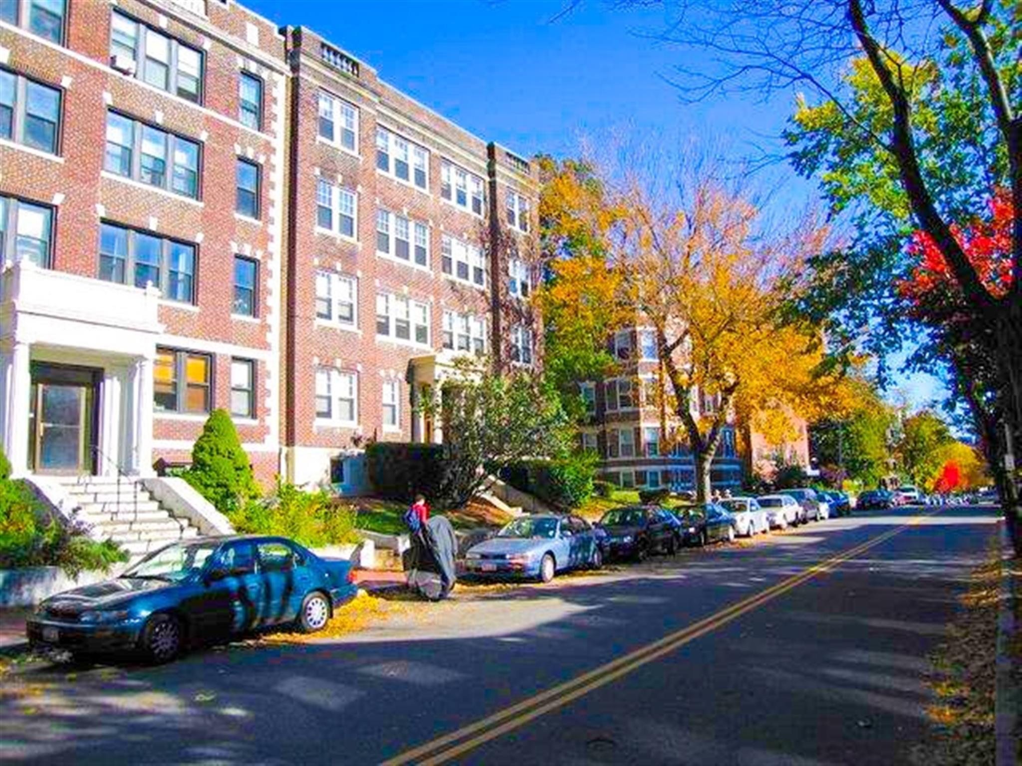 335 Harvard St, Harvard Square