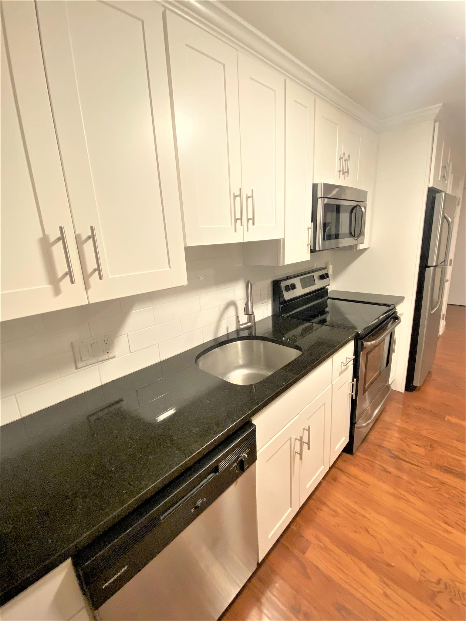 8 Blair Pl, North Cambridge