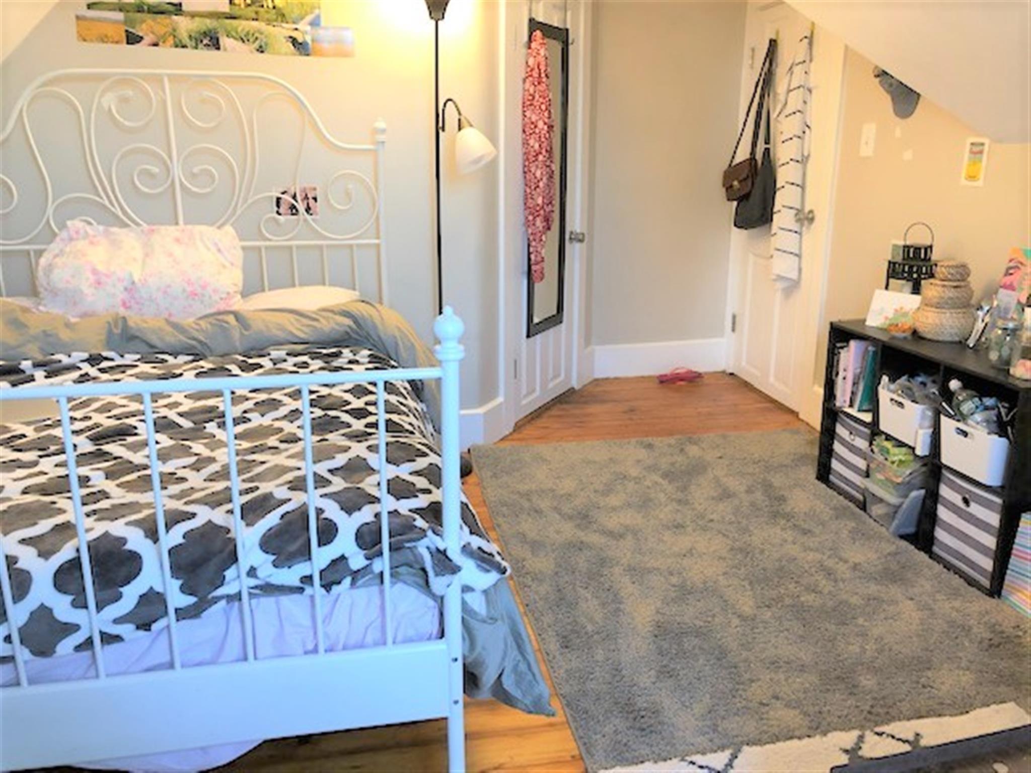 515 Medford St, Magoun Square