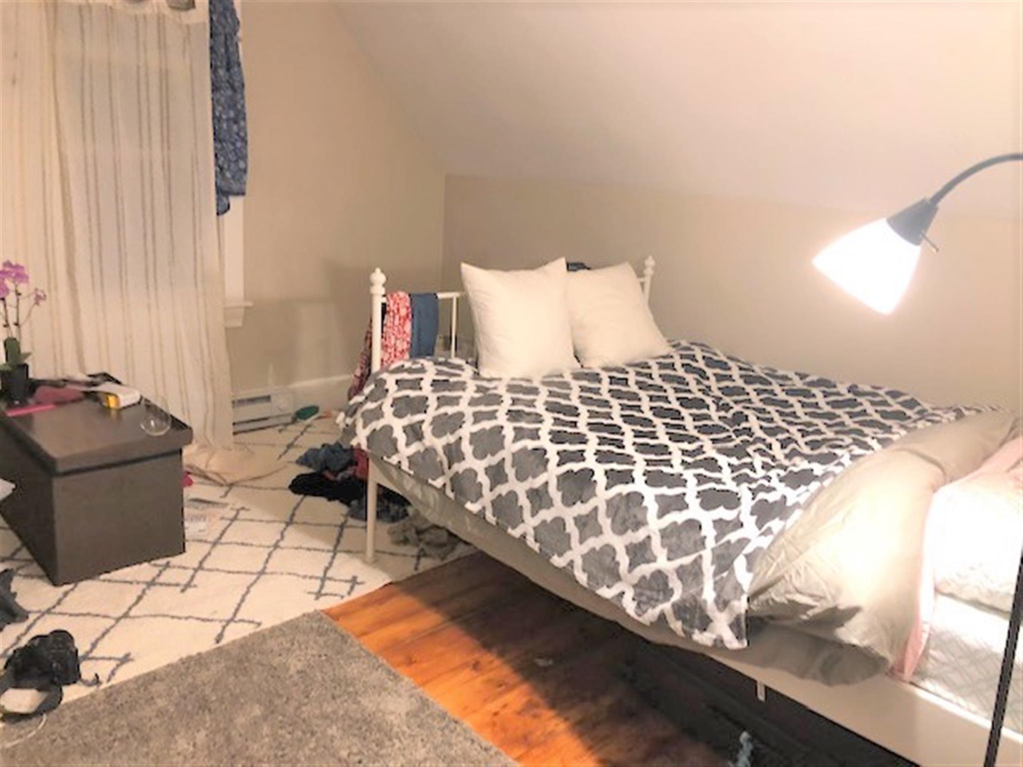 515 Medford St, Magoun Square