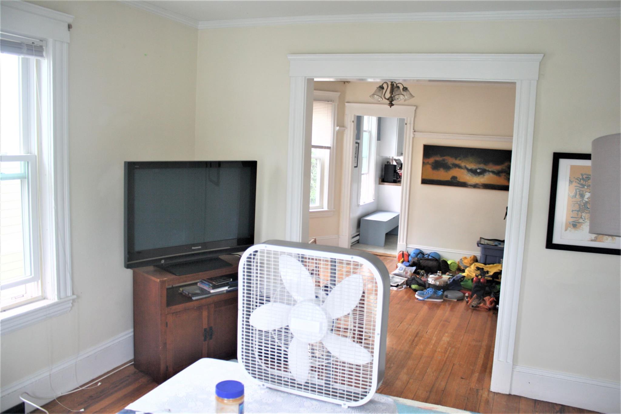 11 Orrin St, Huron Village