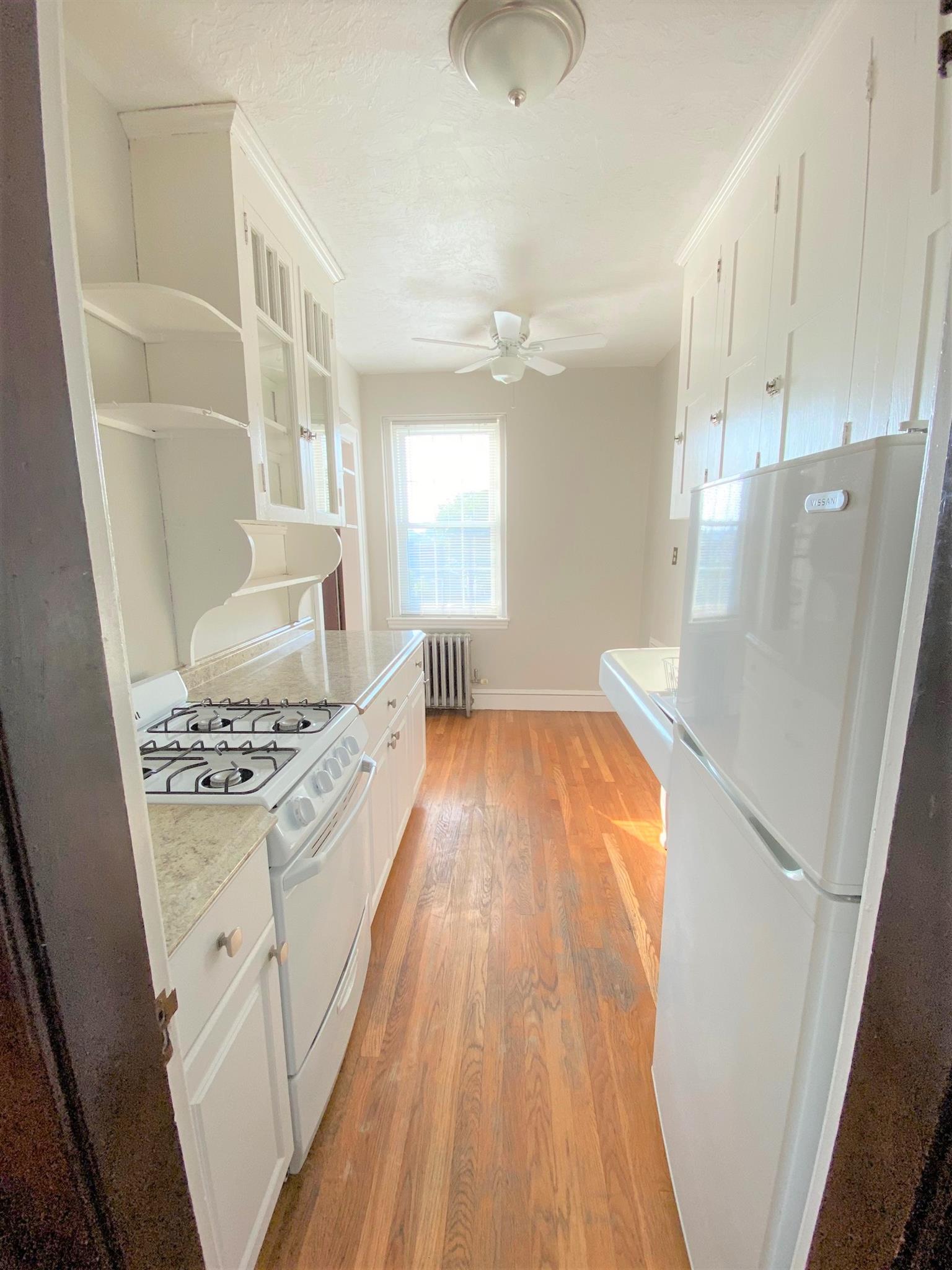 119 College Ave, Davis Square