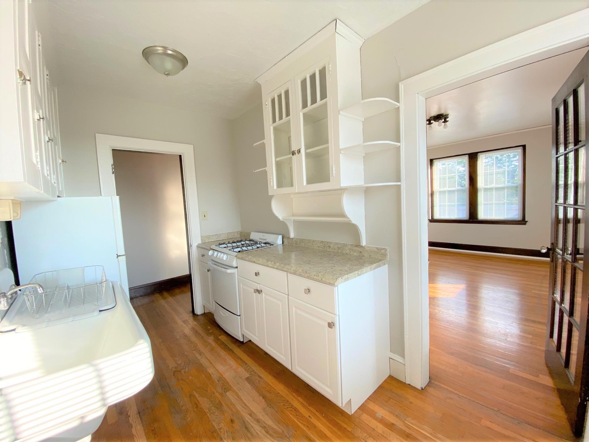 119 College Ave, Davis Square