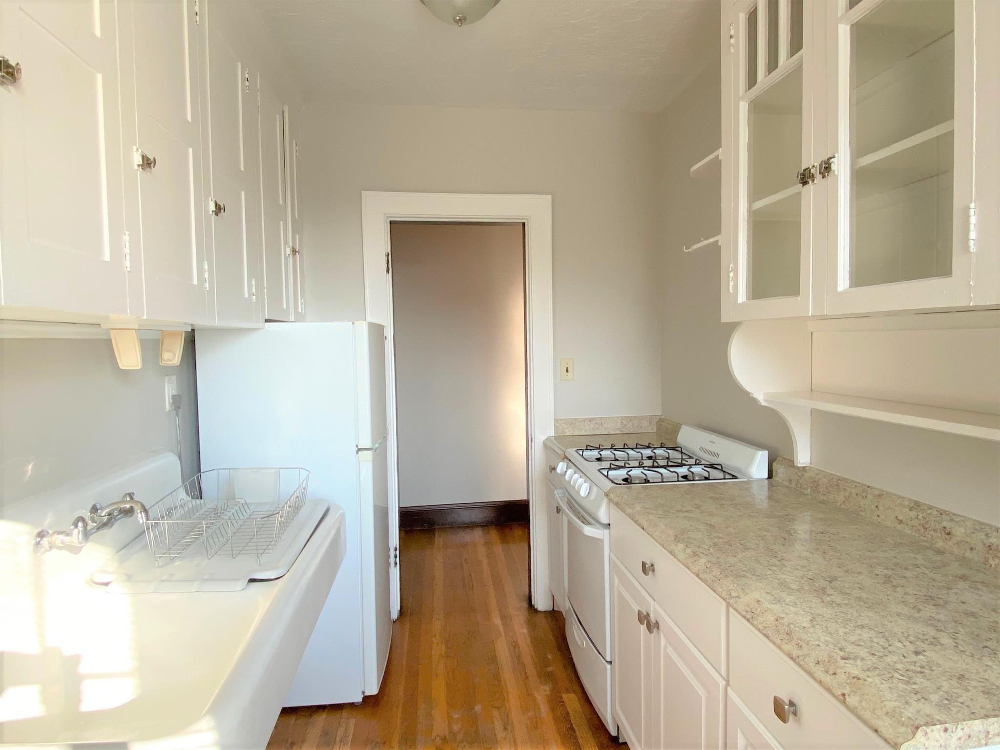 119 College Ave, Davis Square