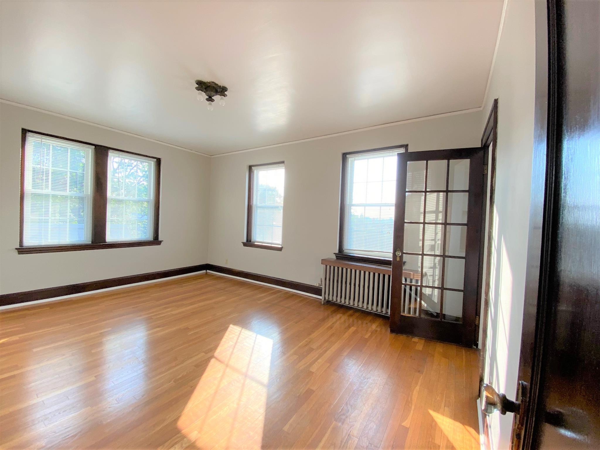 119 College Ave, Davis Square