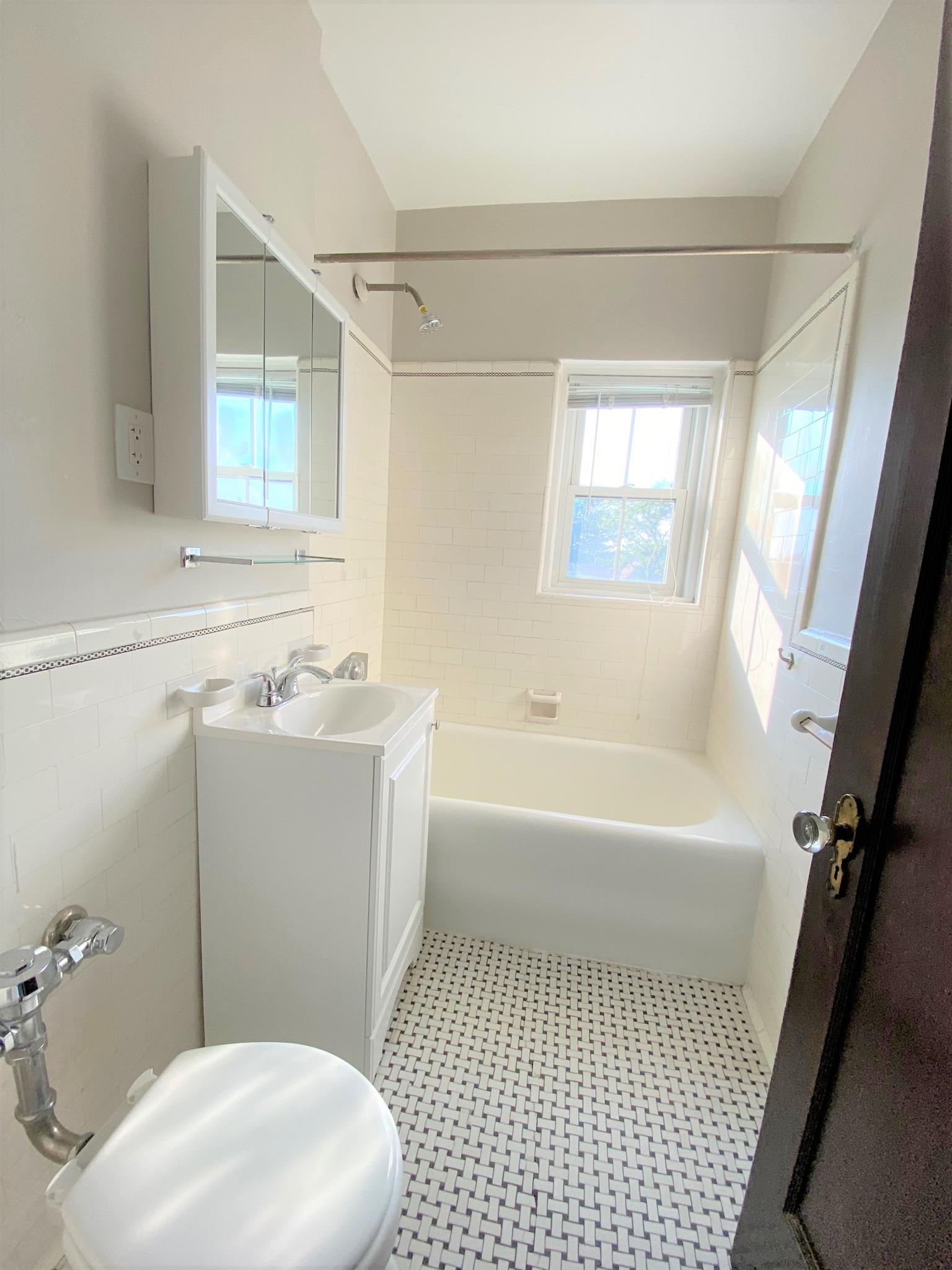 119 College Ave, Davis Square