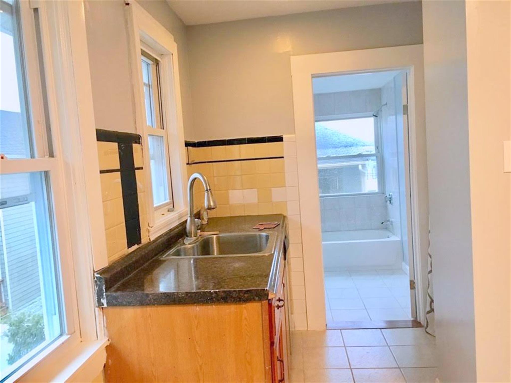 62 Woods Ave, Teele Square