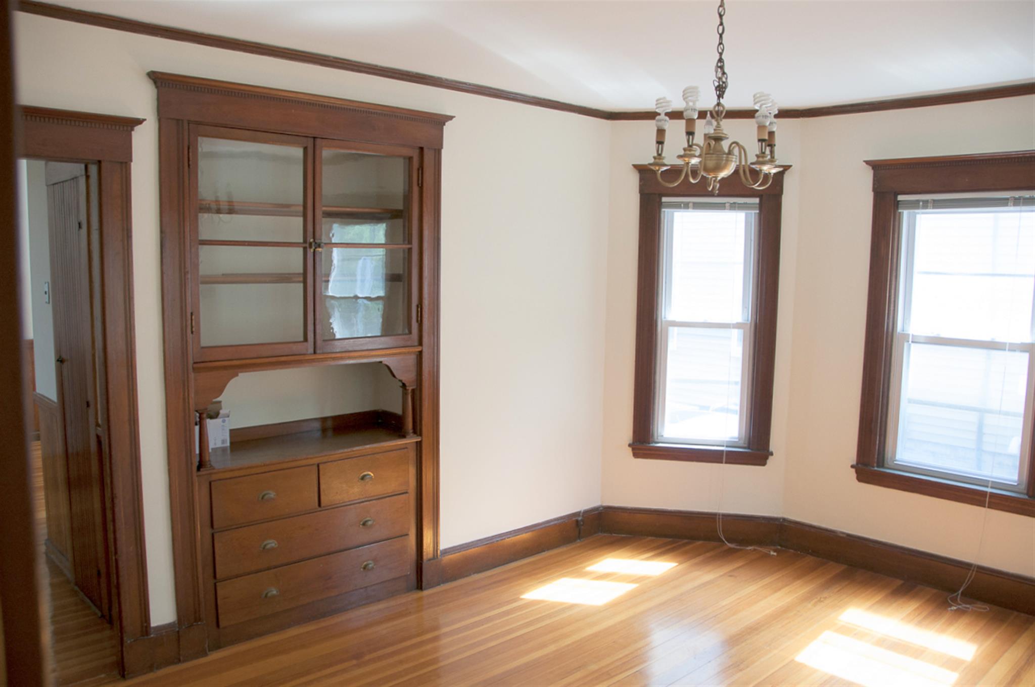 1005 Broadway, Davis Square