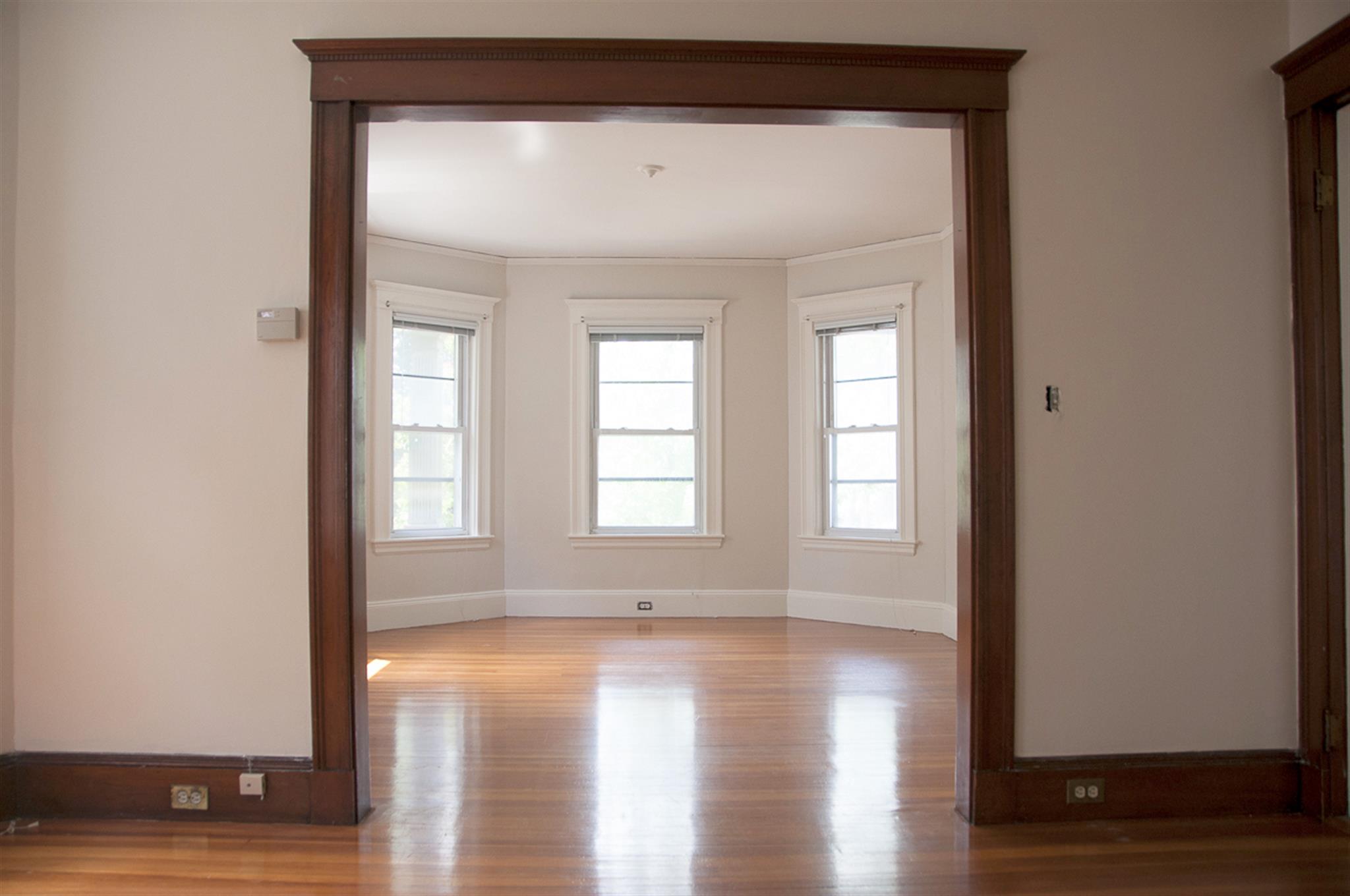 1005 Broadway, Davis Square