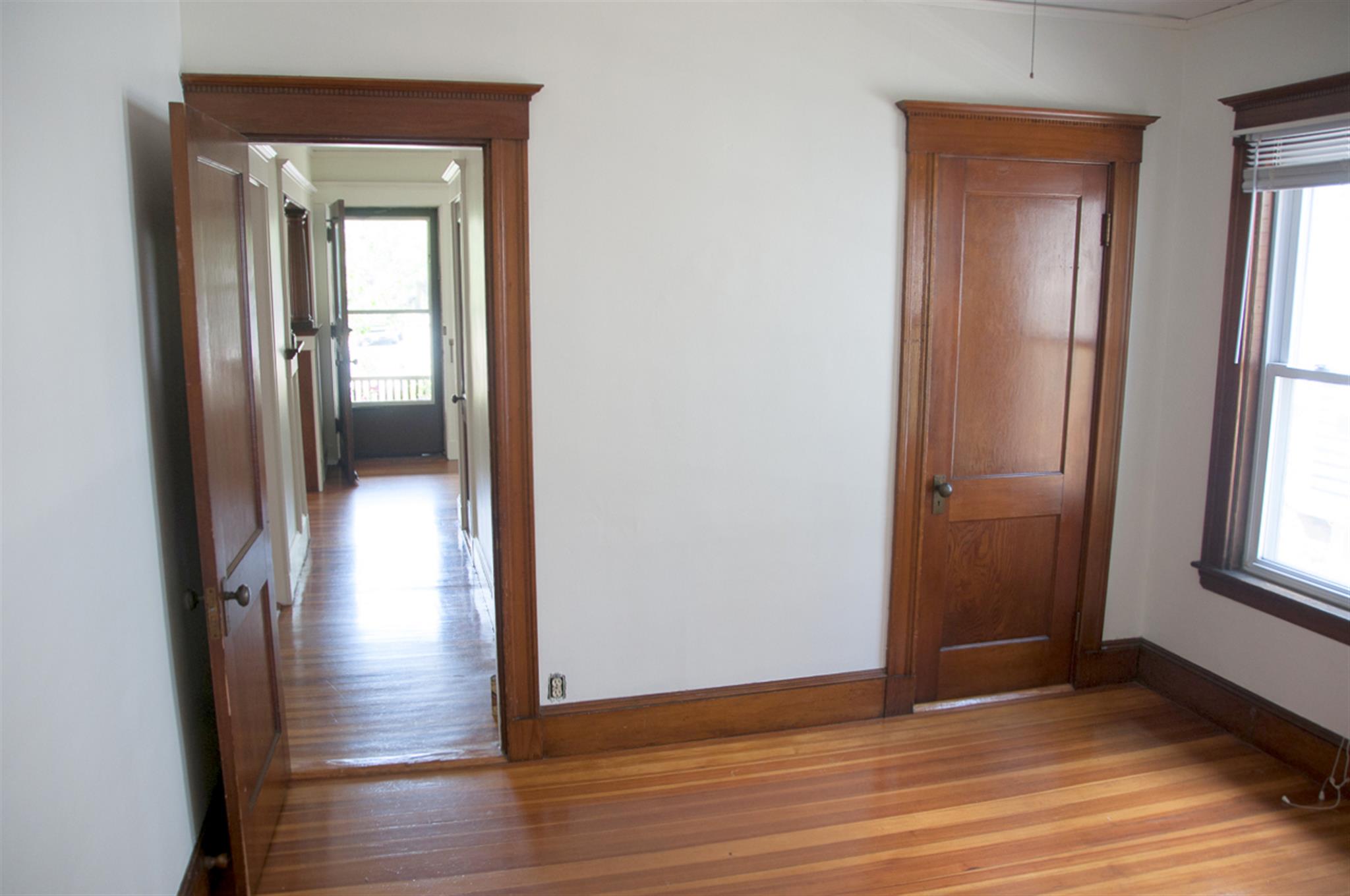 1005 Broadway, Davis Square