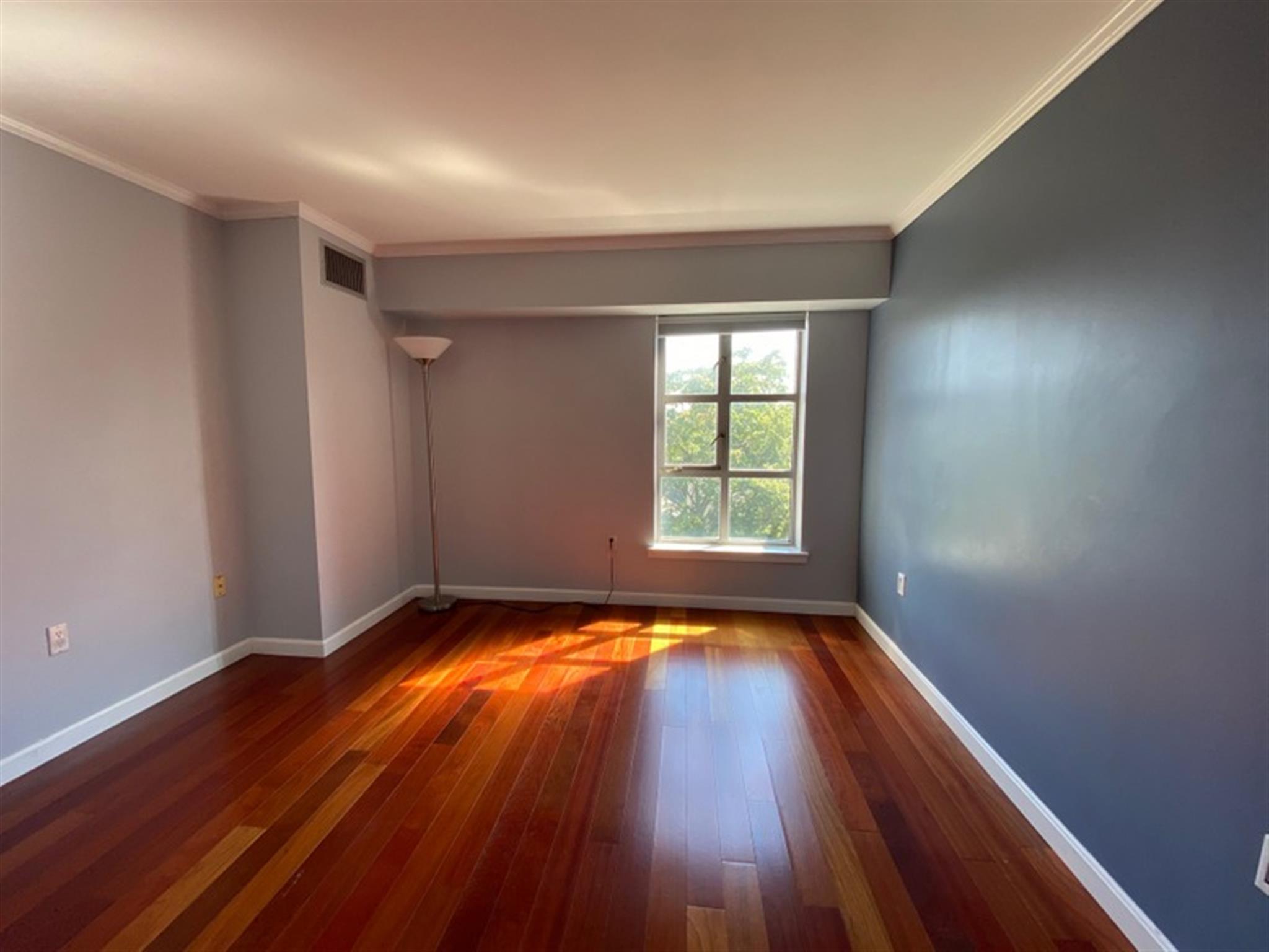 931 Massachusetts Ave, Central Square