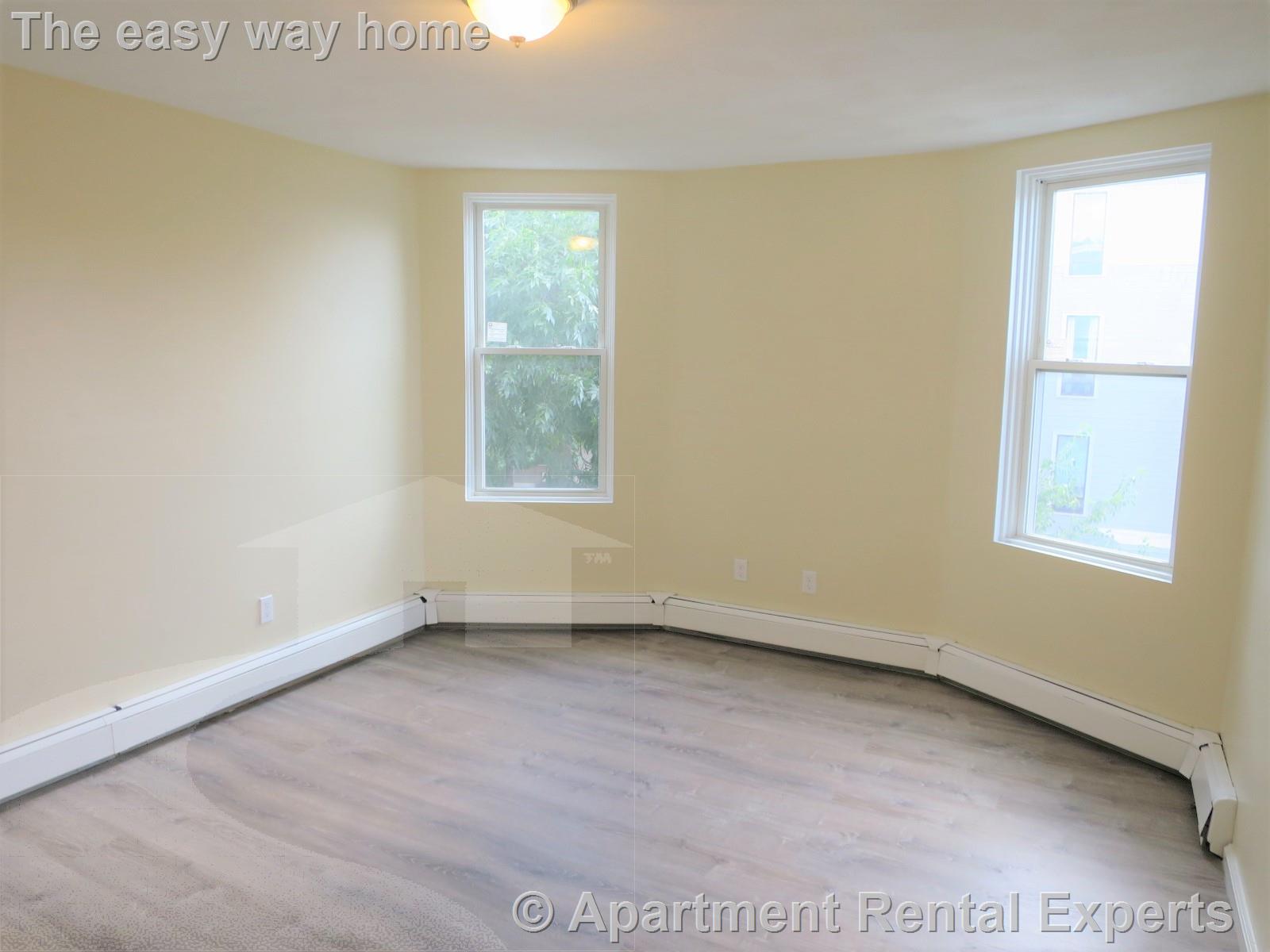 173 Hampshire St, Central Square