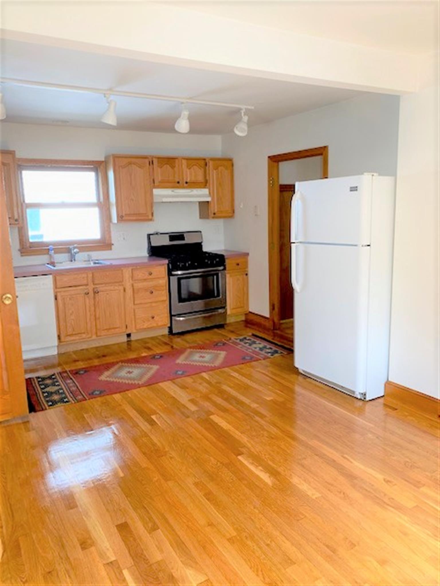 7 Westley Ave, North Cambridge