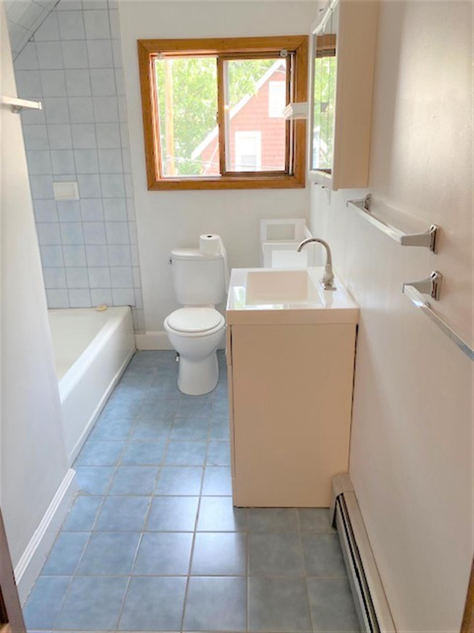 7 Westley Ave, North Cambridge