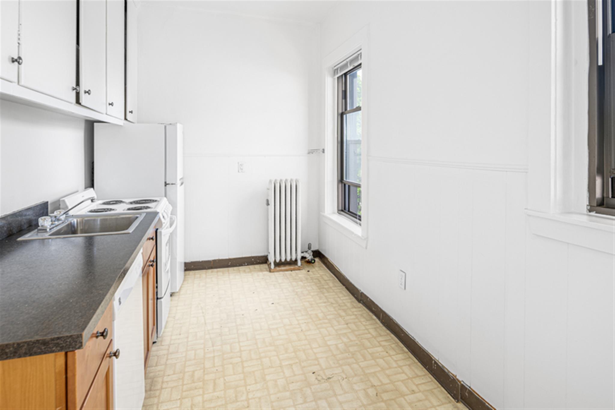 1039 Massachusetts Ave, Harvard Square