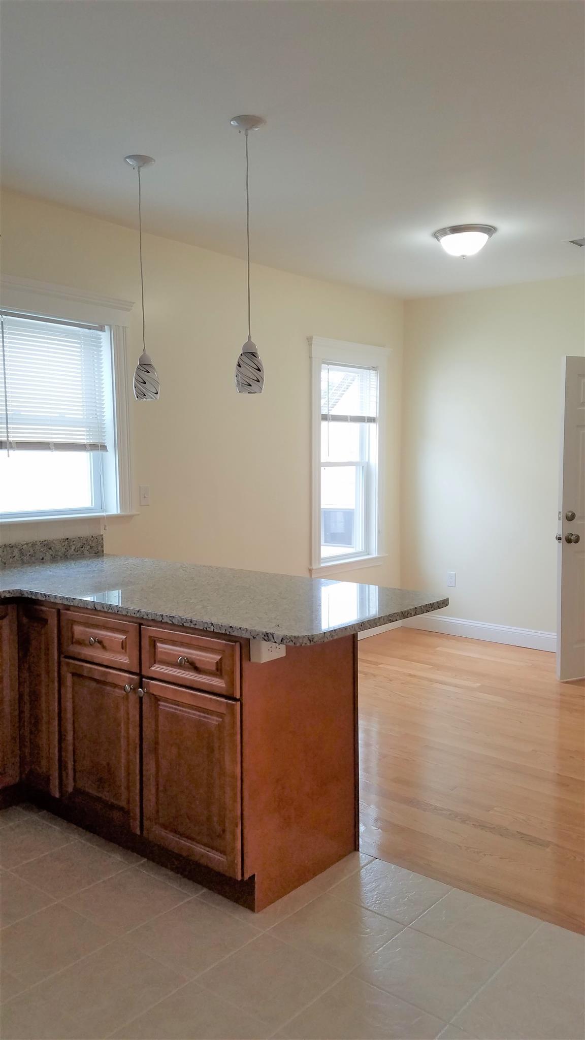 29 Belknap St, Teele Square