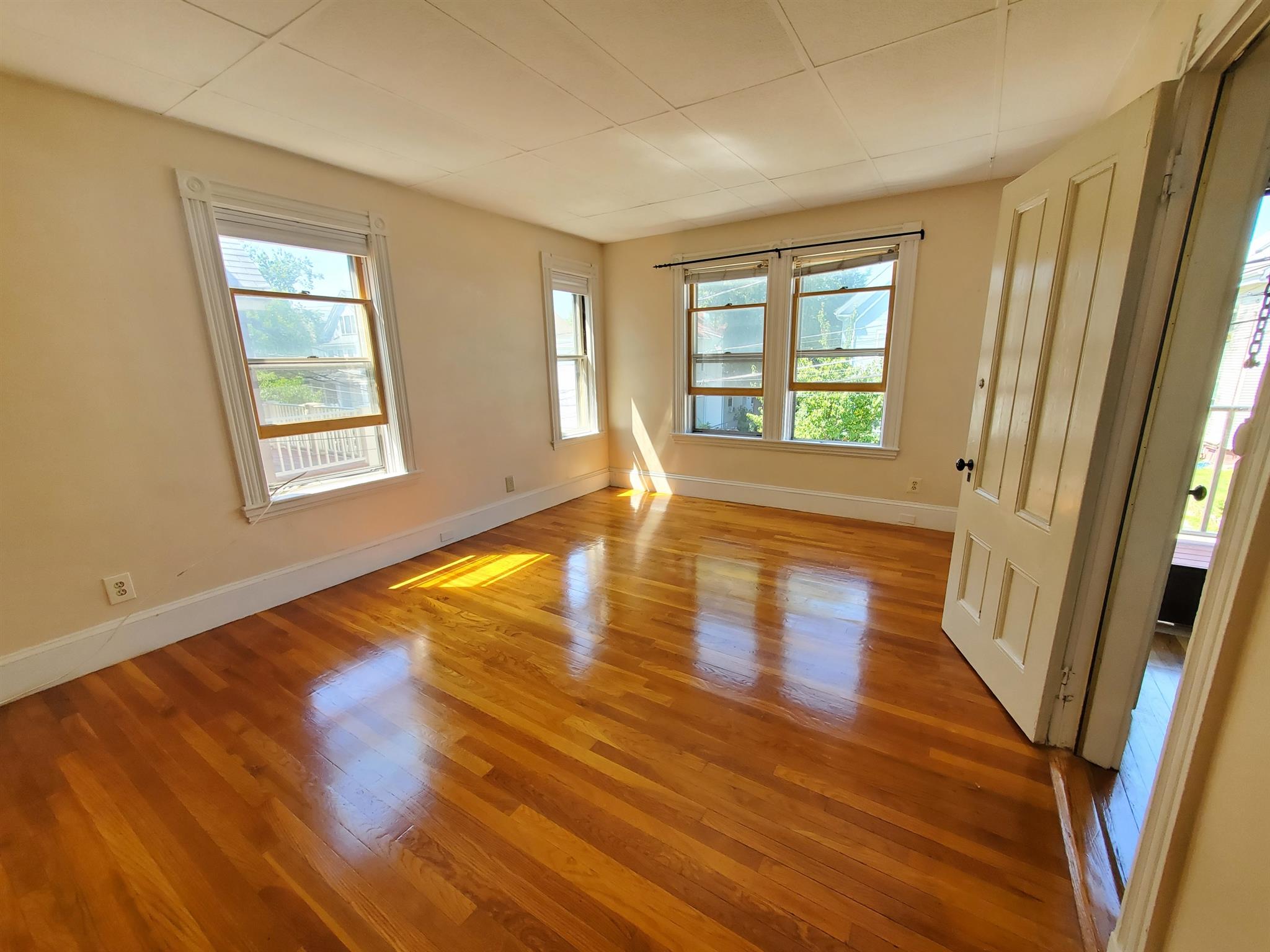 28 Claremon St, Davis Square