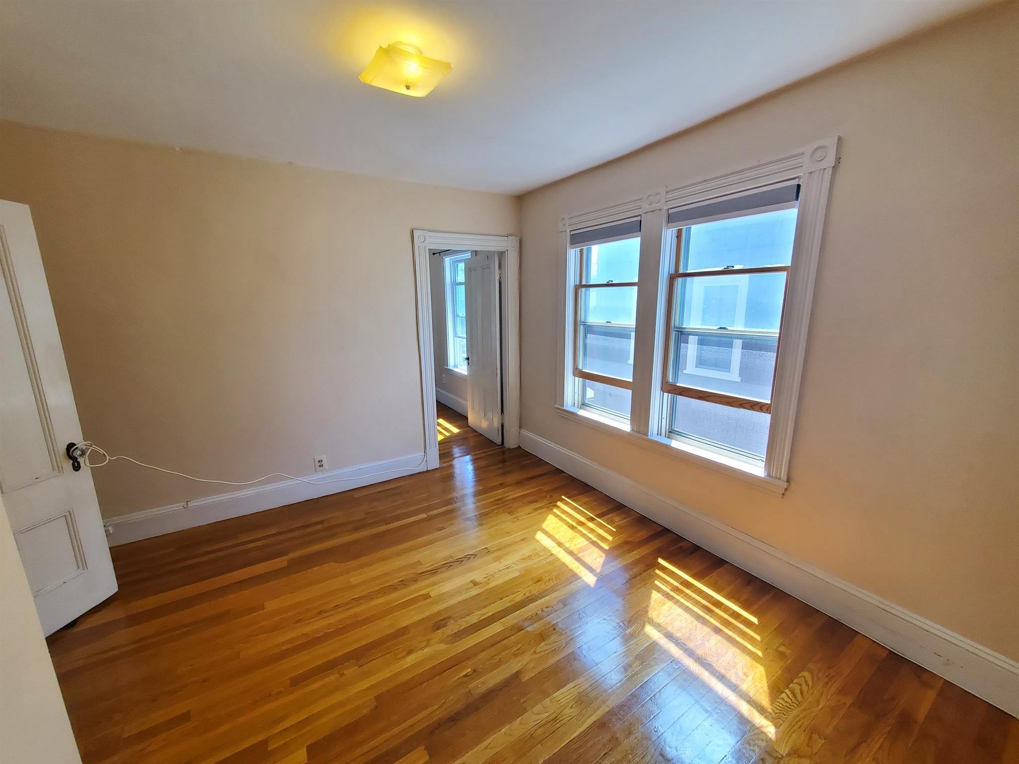 28 Claremon St, Davis Square