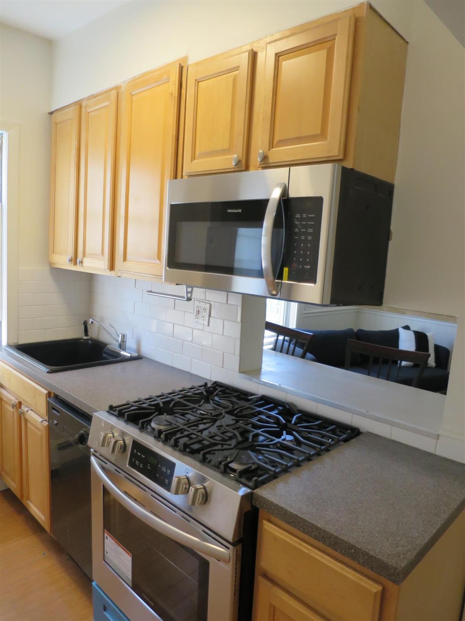 17 Charnwood Rd, Porter Square