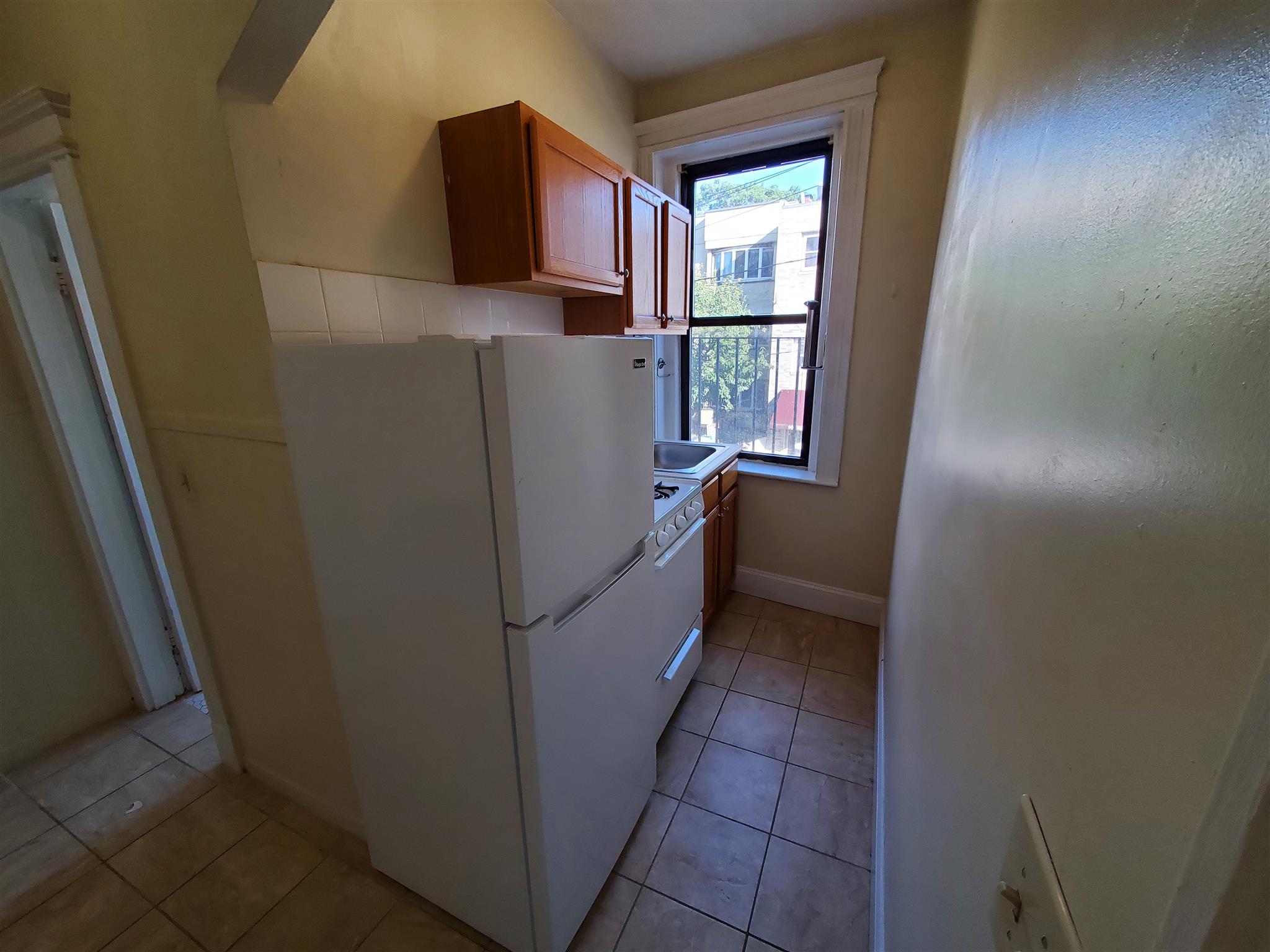 77 Hancock St, Central Square