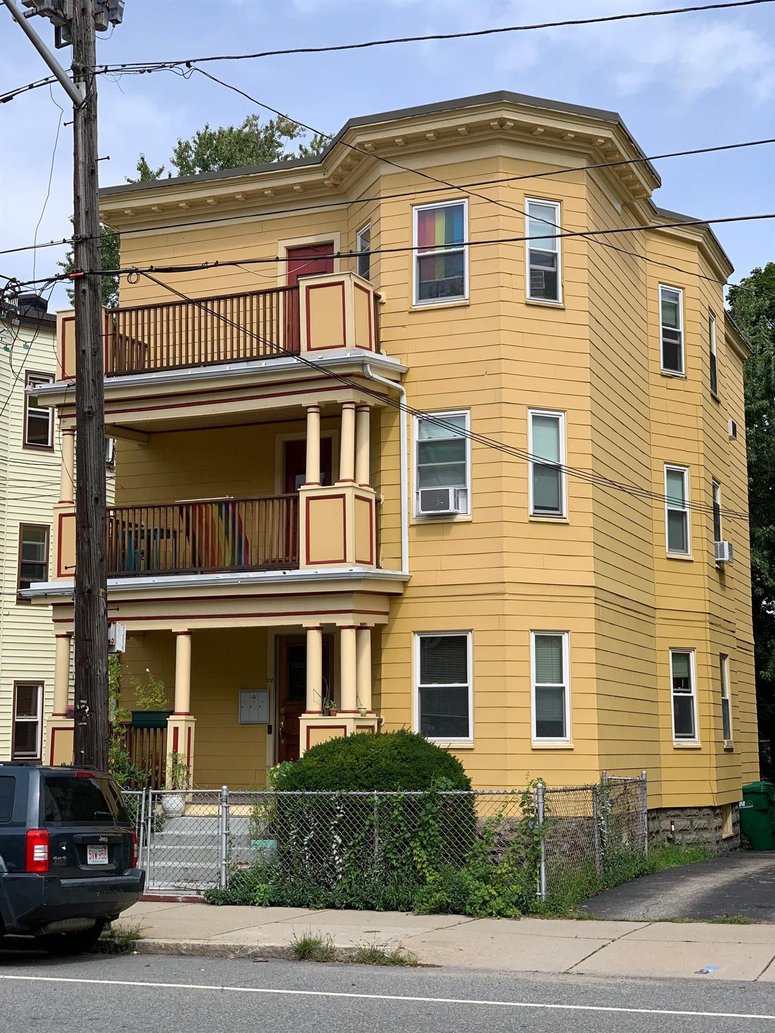 292 Boston Ave, Medford