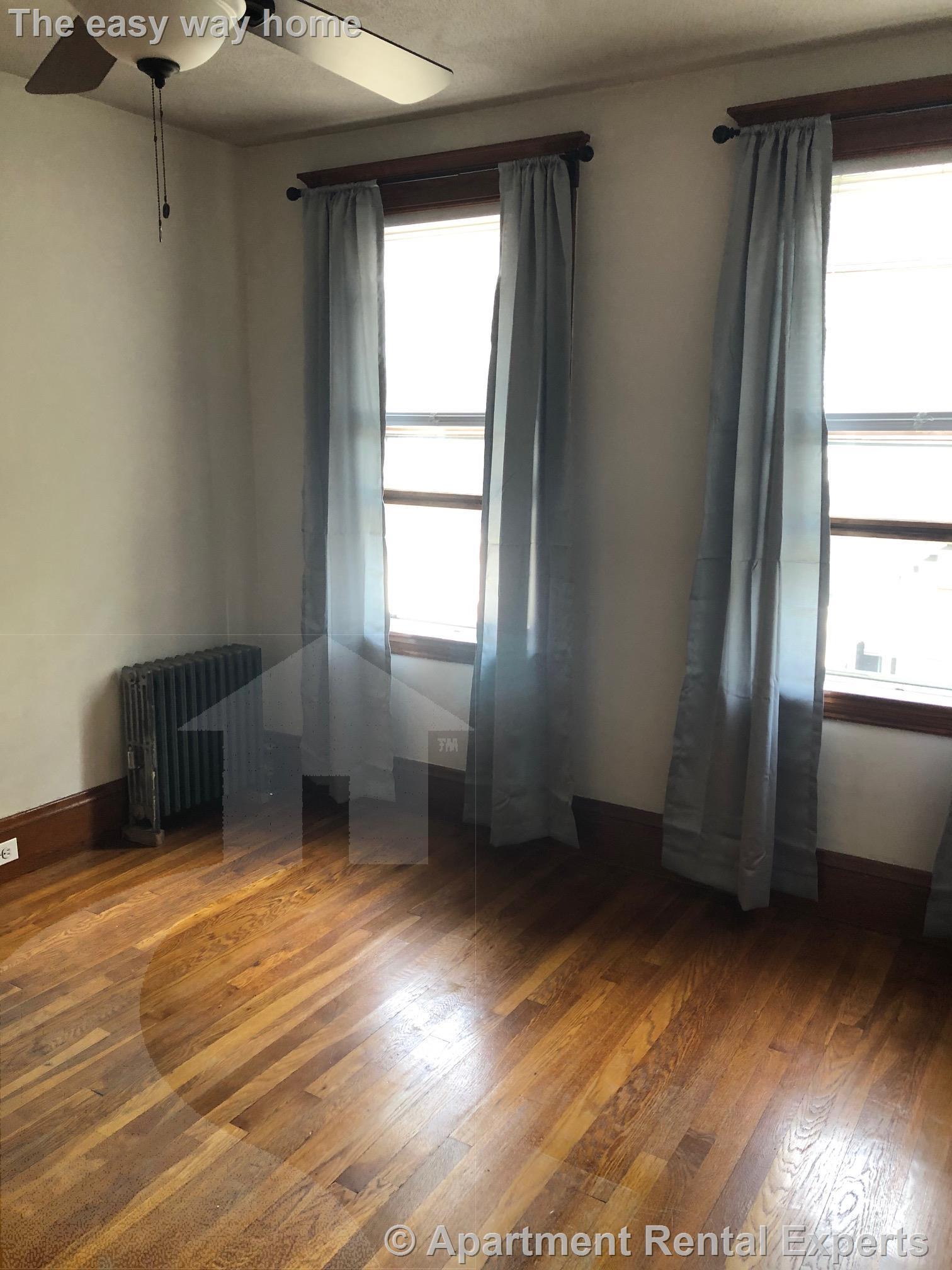 54 Laurel St, Spring Hill