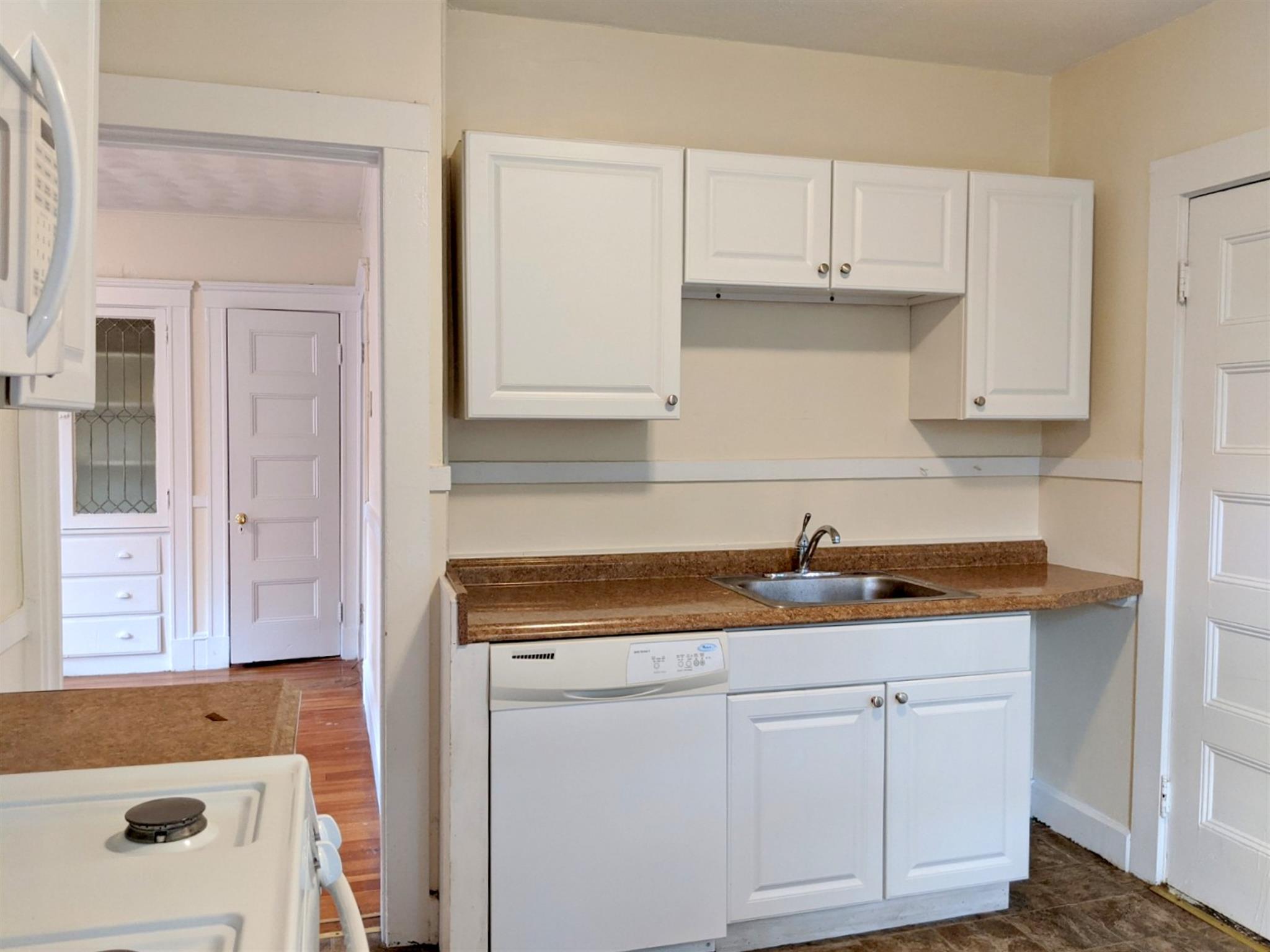 18 Sanborn Ave, Spring Hill