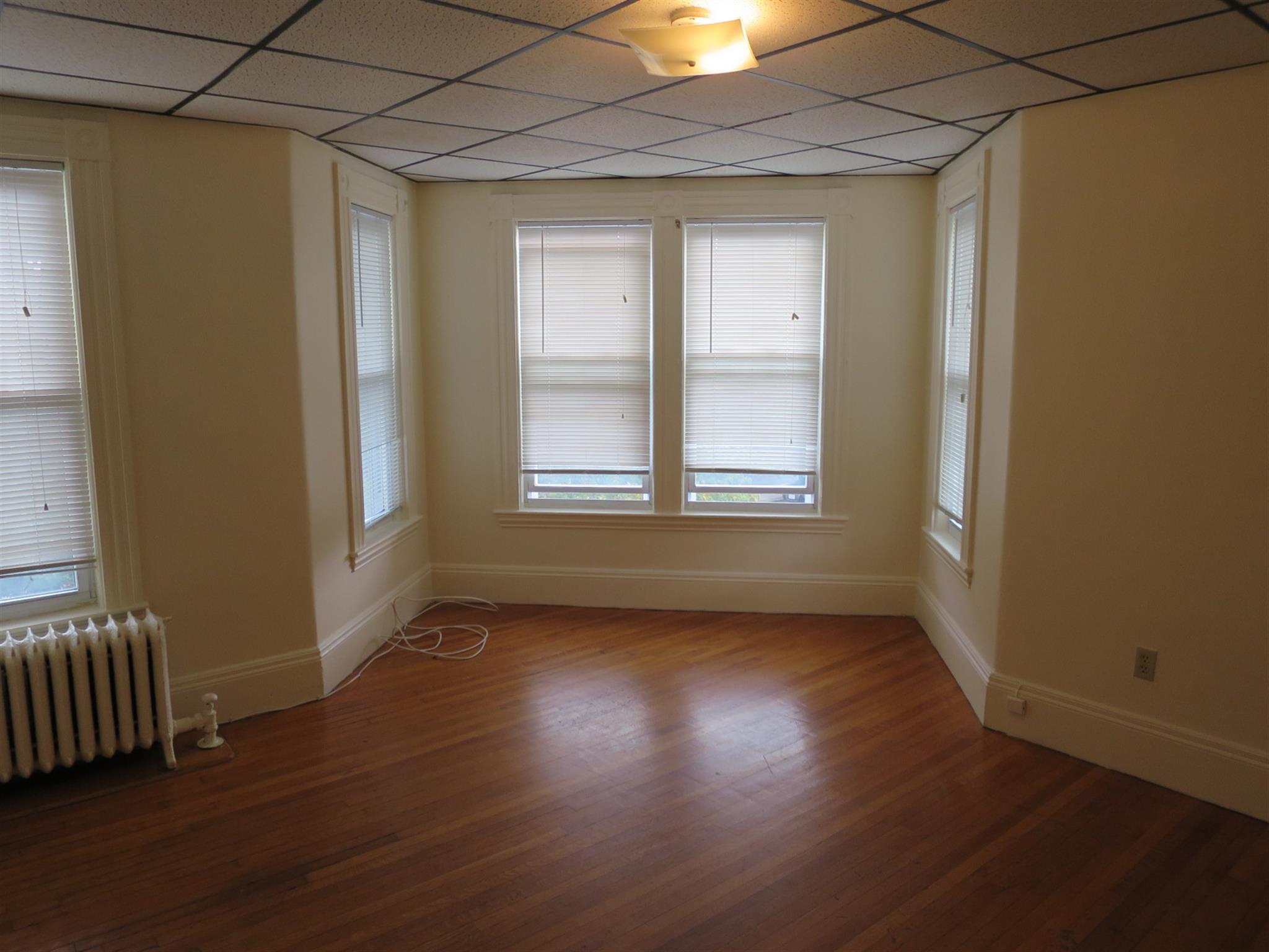 198 School St, Winter Hill