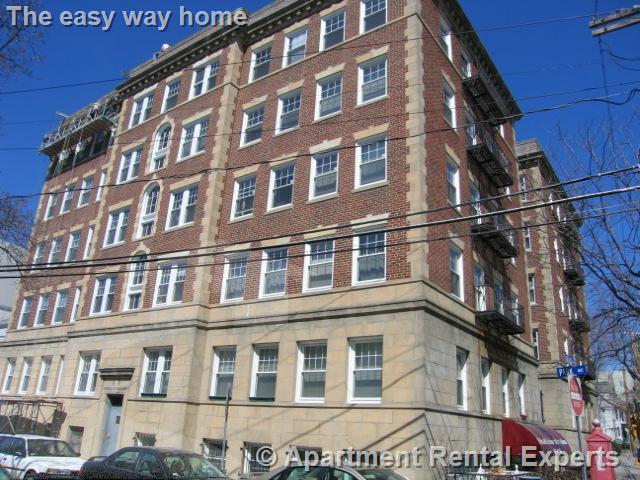 36 College Ave, Tufts