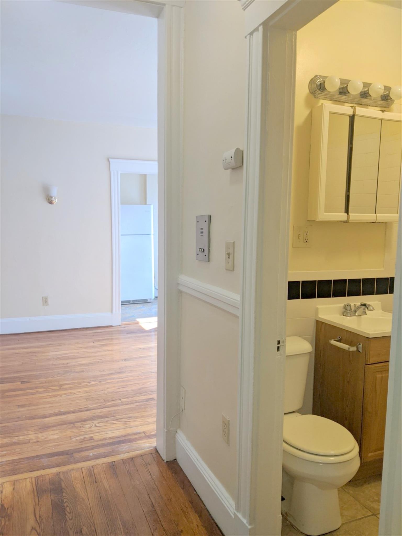 10 Agassiz St, Harvard Square