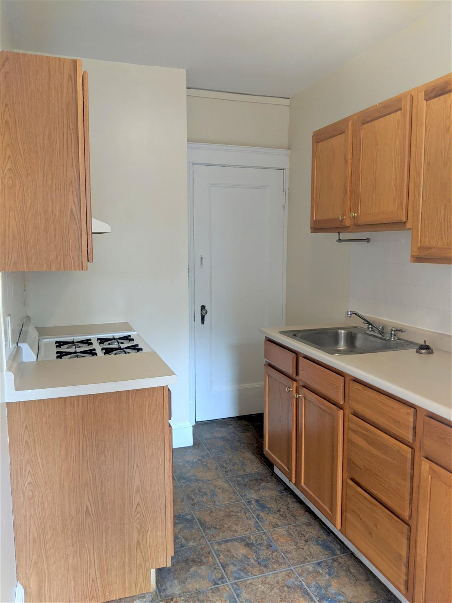 10 Agassiz St, Harvard Square