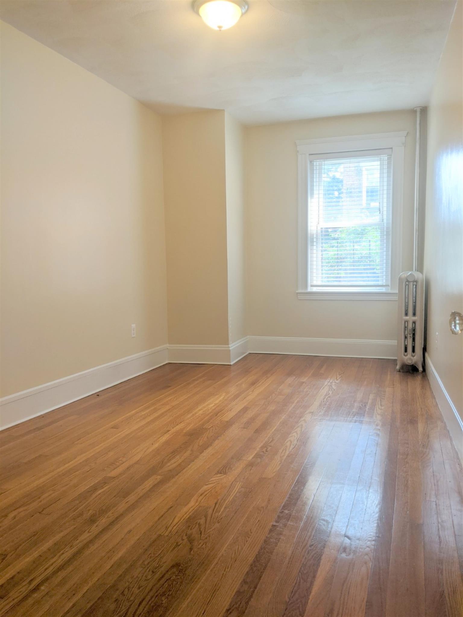 10 Agassiz St, Neighborhood Nine