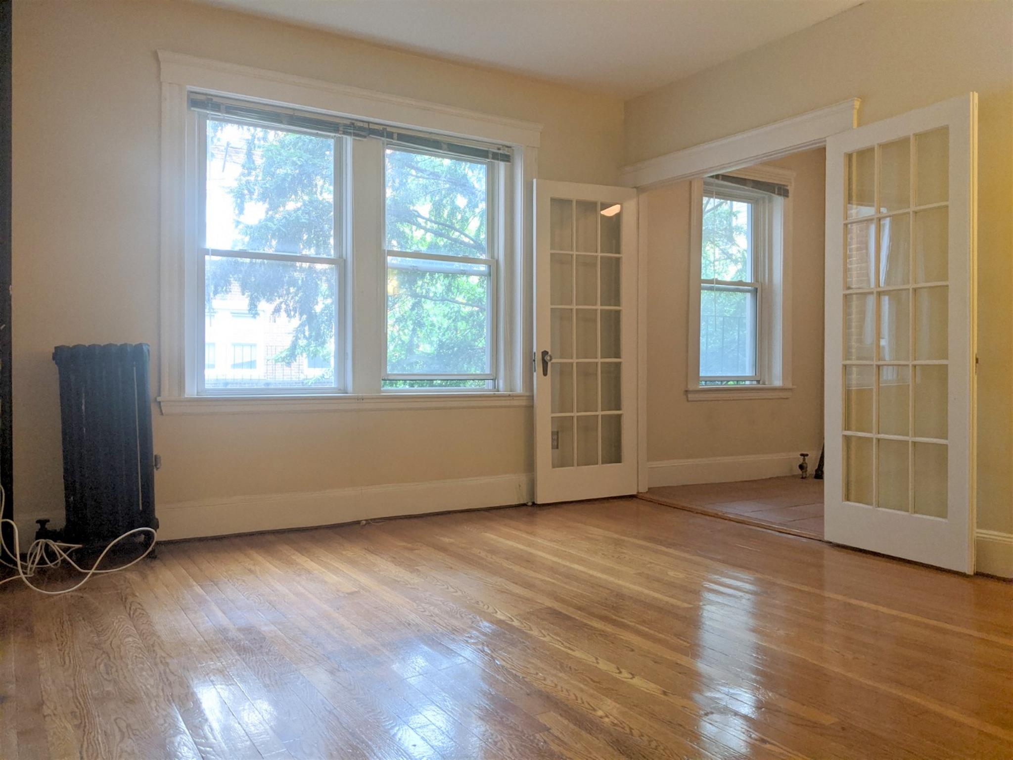 15 Linnaean St, Porter Square