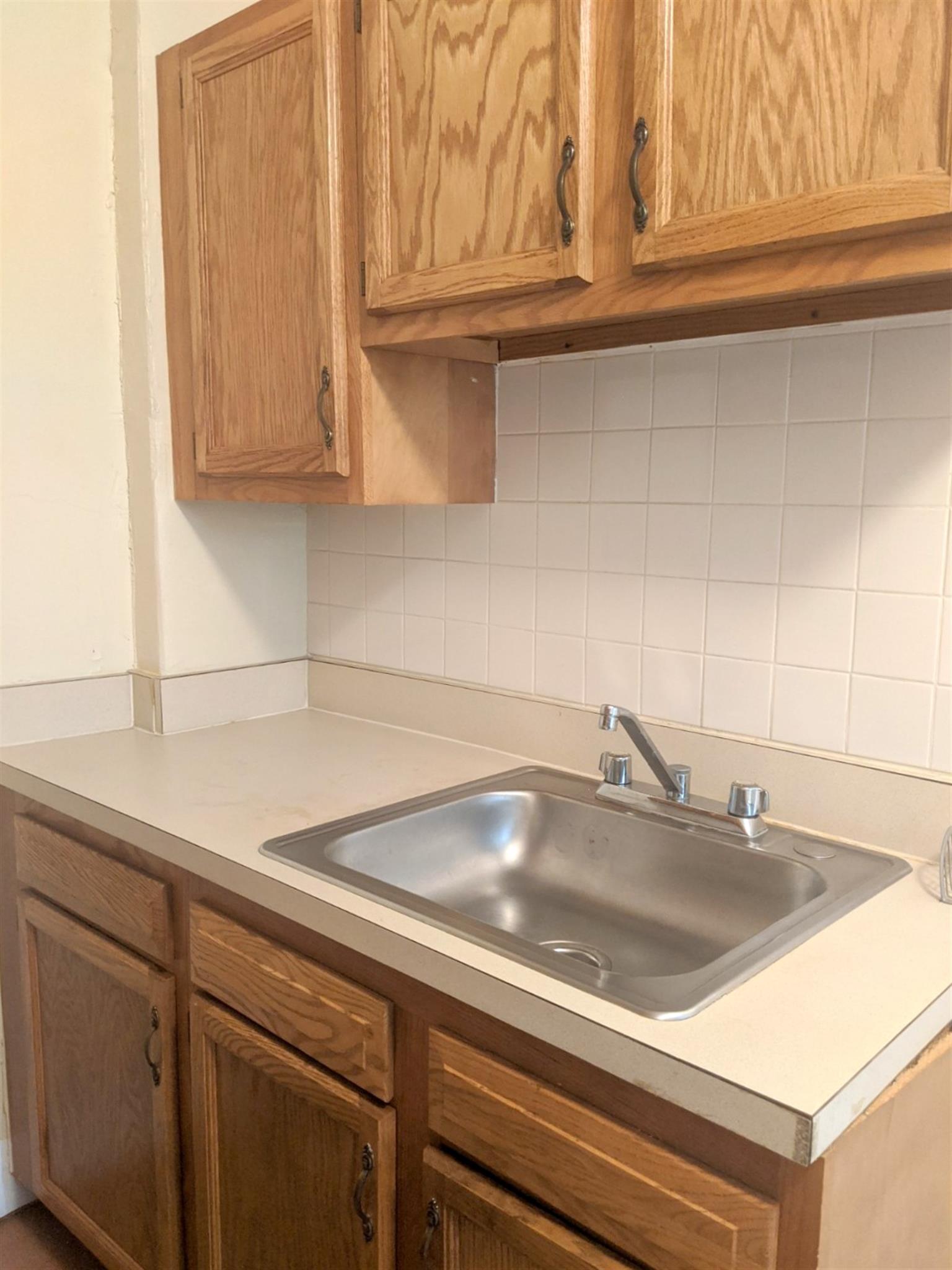 15 Linnaean St, Porter Square